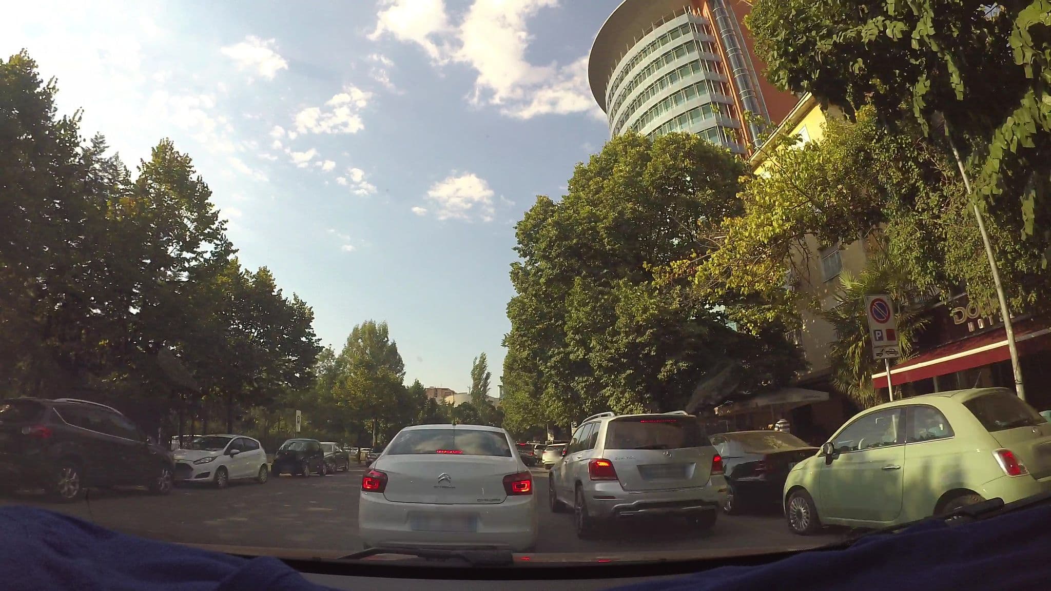 Street view near Yasmine's Hotel & Restaurant, Tirana