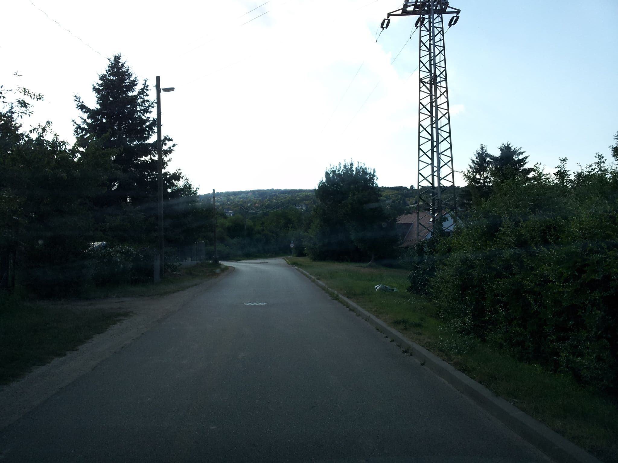 Street view near Gabi Apartmanház, Balatonalmádi — © kolesajr (CC BY-SA · Mapillary)