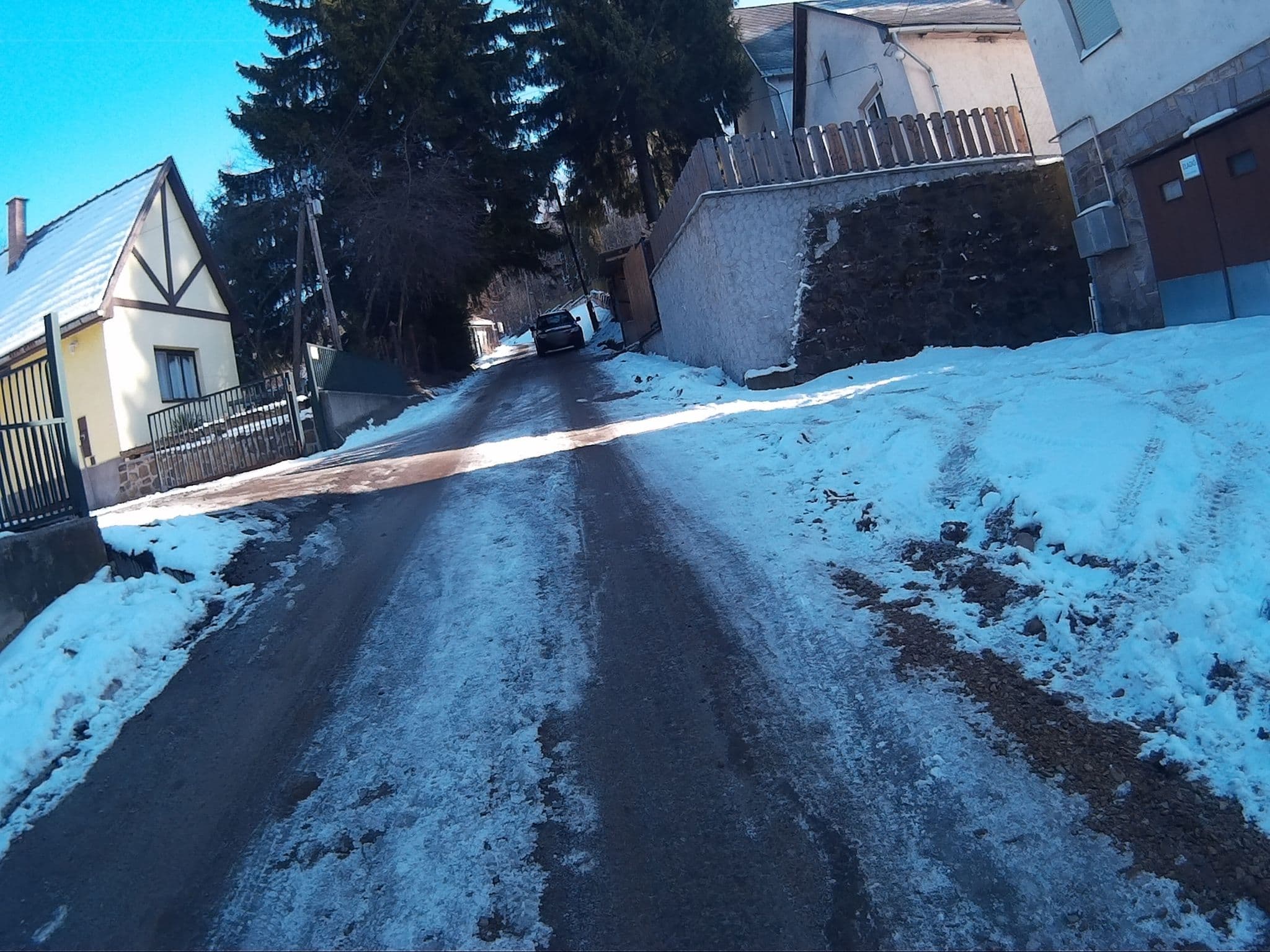 Street view near 3 Patak panzió, Bátonyterenye — © heyjoe (CC BY-SA · Mapillary)