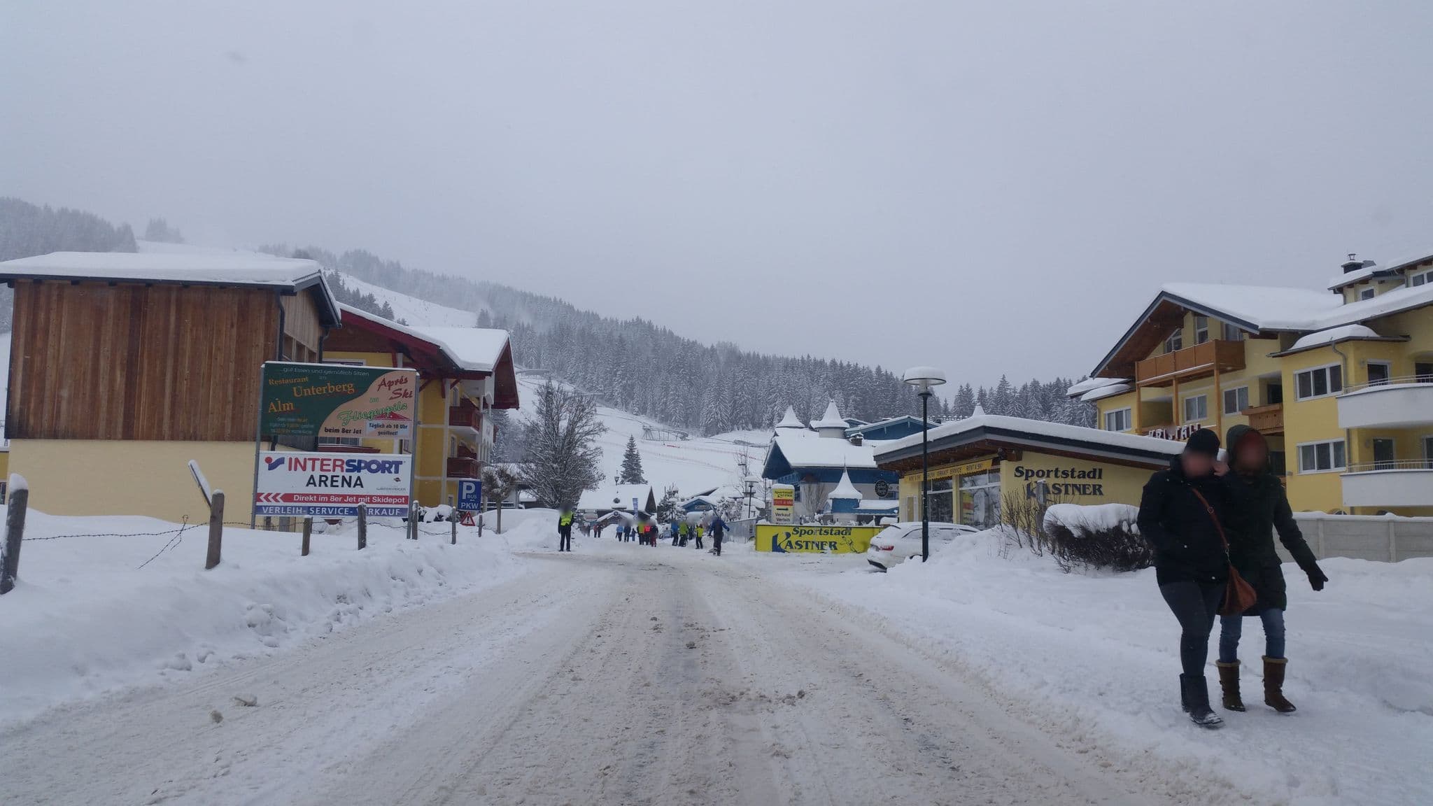 Street view near Apartmány Flachau, Altenmarkt im Pongau — © it_s_so_funny (CC BY-SA · Mapillary)
