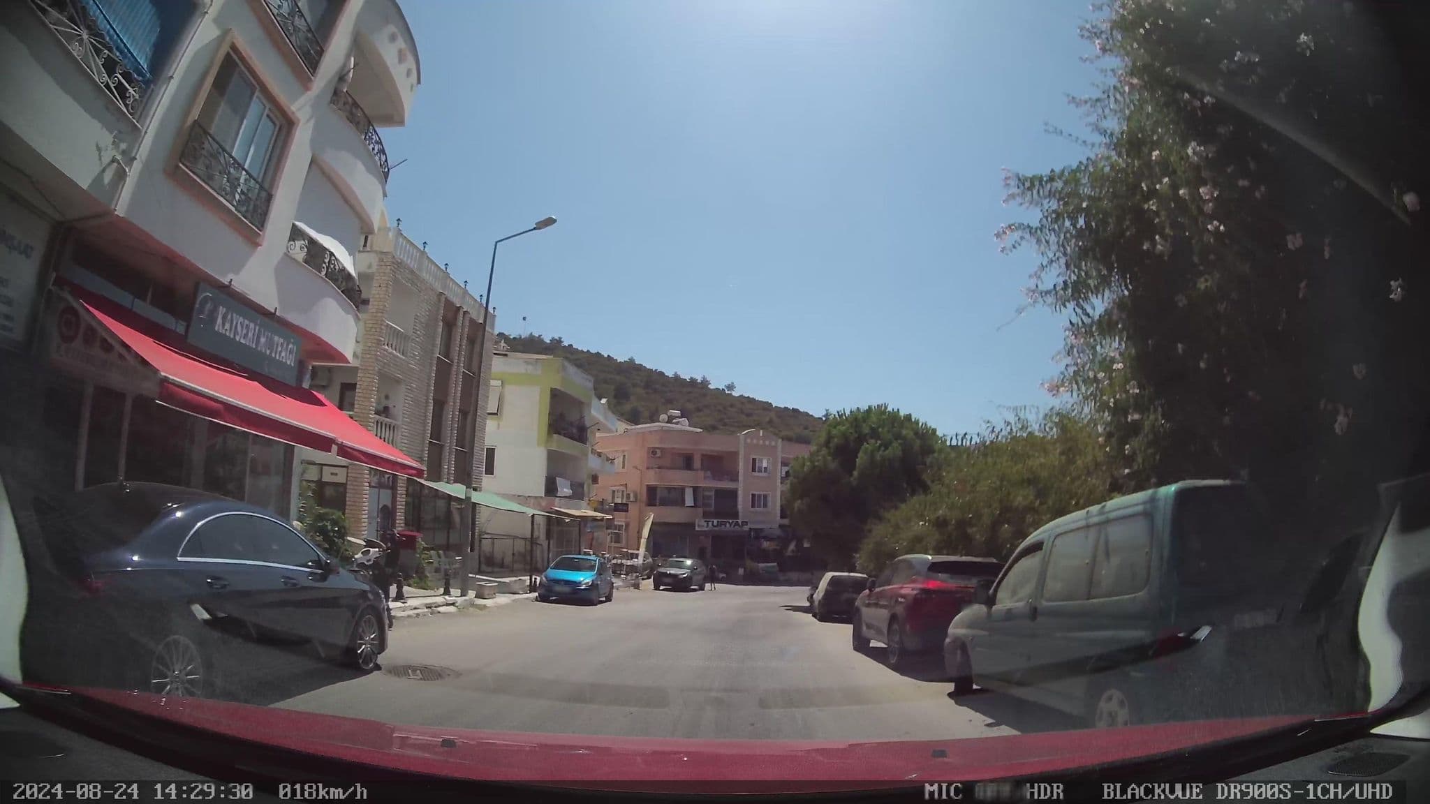 Street view near Labranda Princess, Güvercinlik — © unen (CC BY-SA · Mapillary)