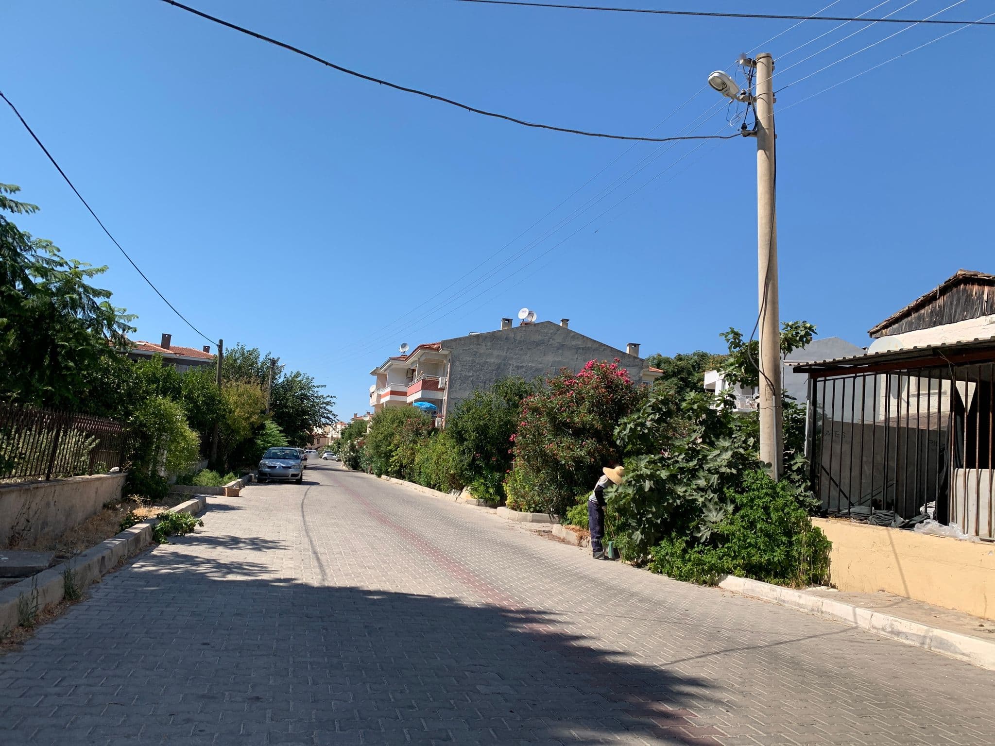 Street view near Turyol Çeşme Ofis, Çeşme — © egorka (CC BY-SA · Mapillary)