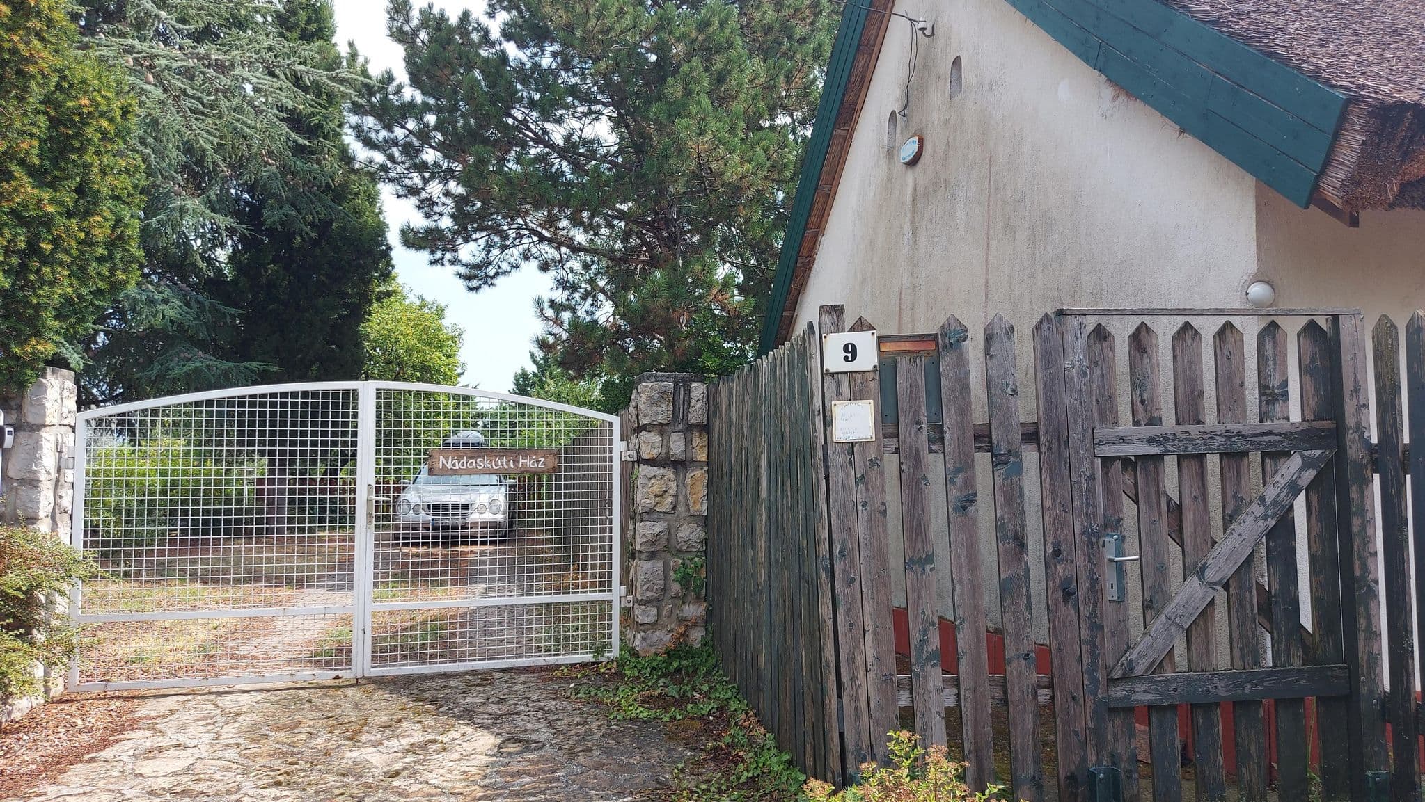 Street view near Nádaskúti Ház, Csopak — © vasony (CC BY-SA · Mapillary)