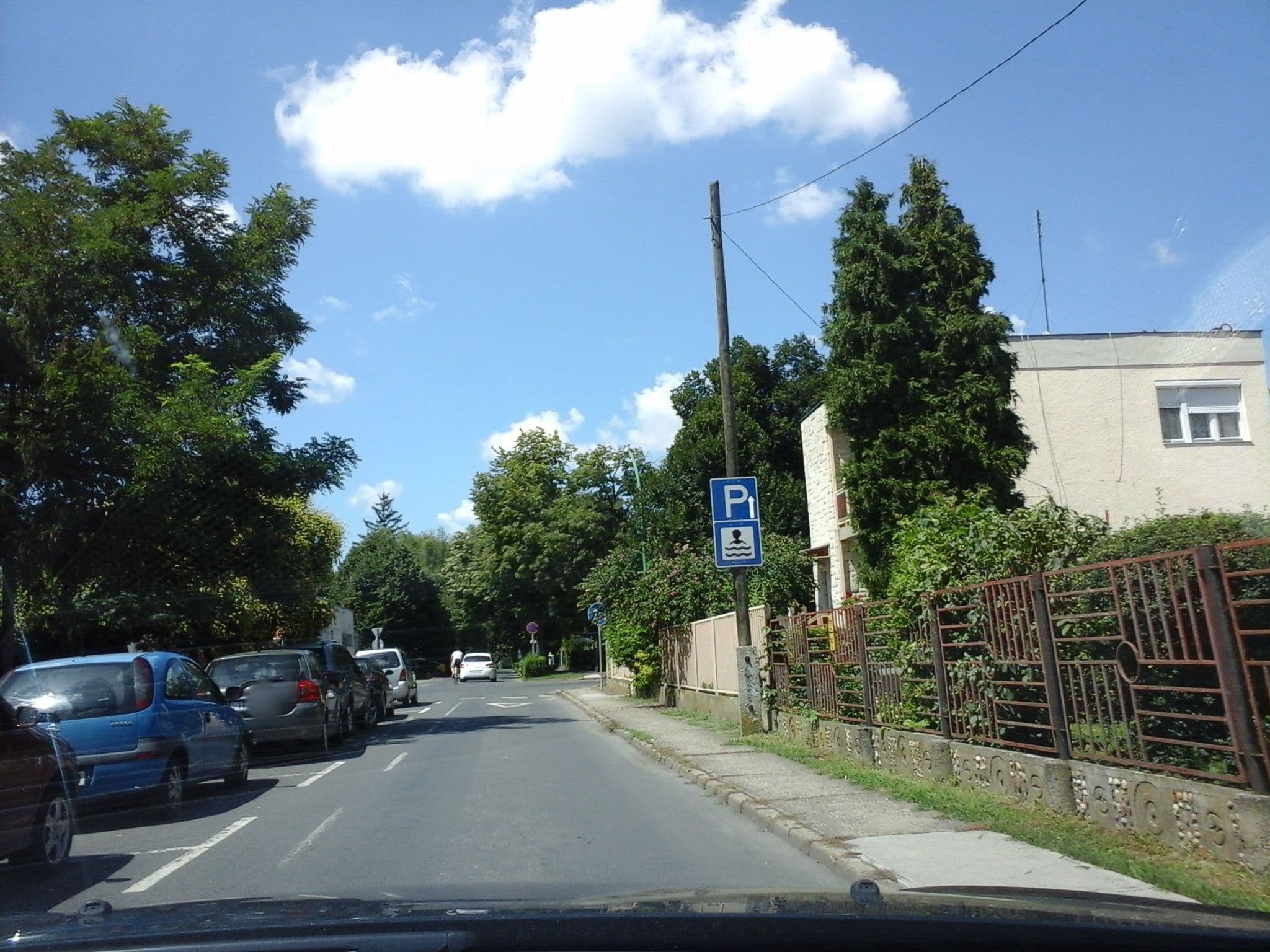 Street view near Villa Endante, Hajdúszoboszló — © czadzik (CC BY-SA · Mapillary)