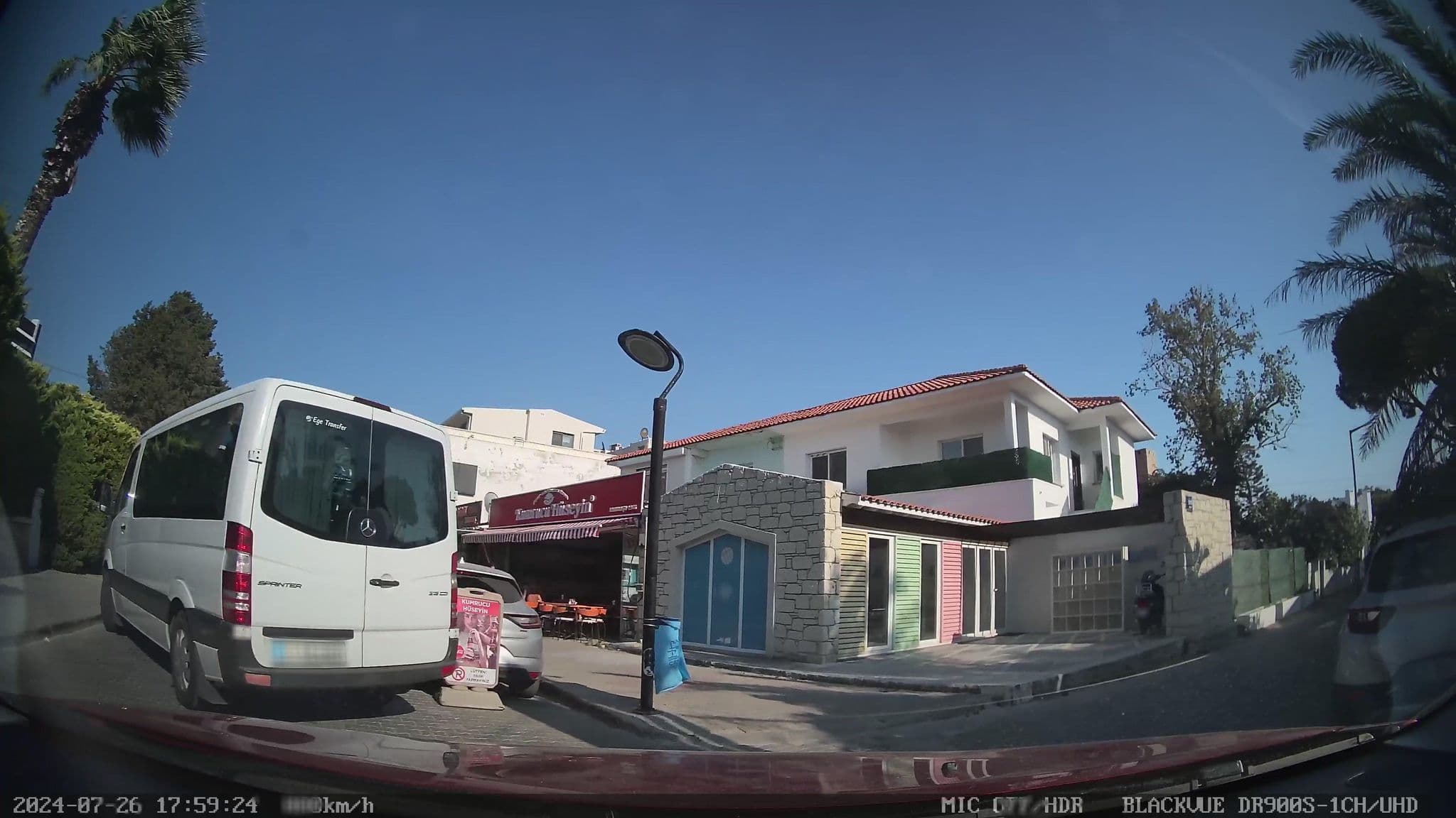 Street view near Kan Suites, Alaçatı — © unen (CC BY-SA · Mapillary)