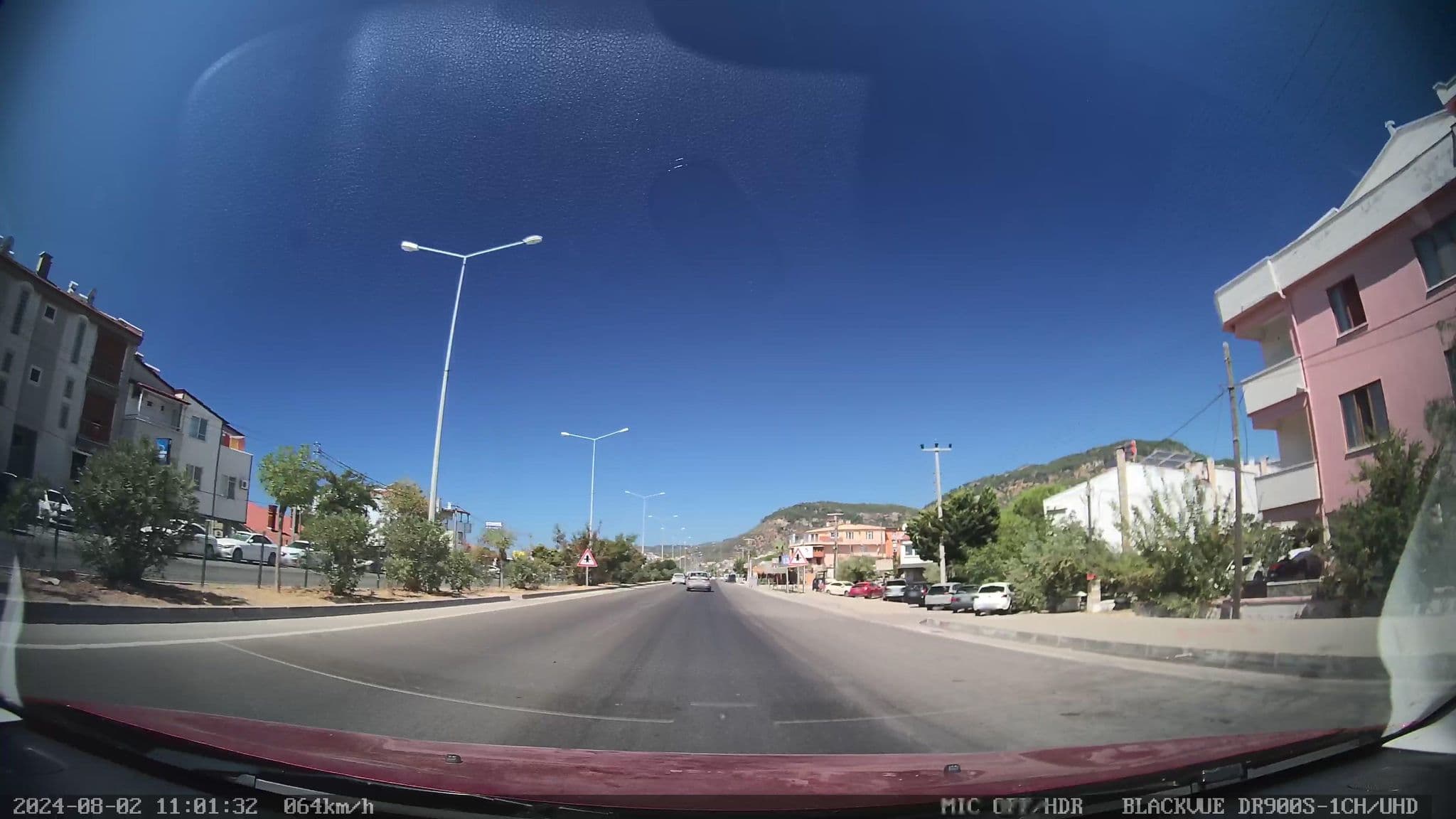 Street view near Yaprak Pansiyon, Altınoluk — © unen (CC BY-SA · Mapillary)