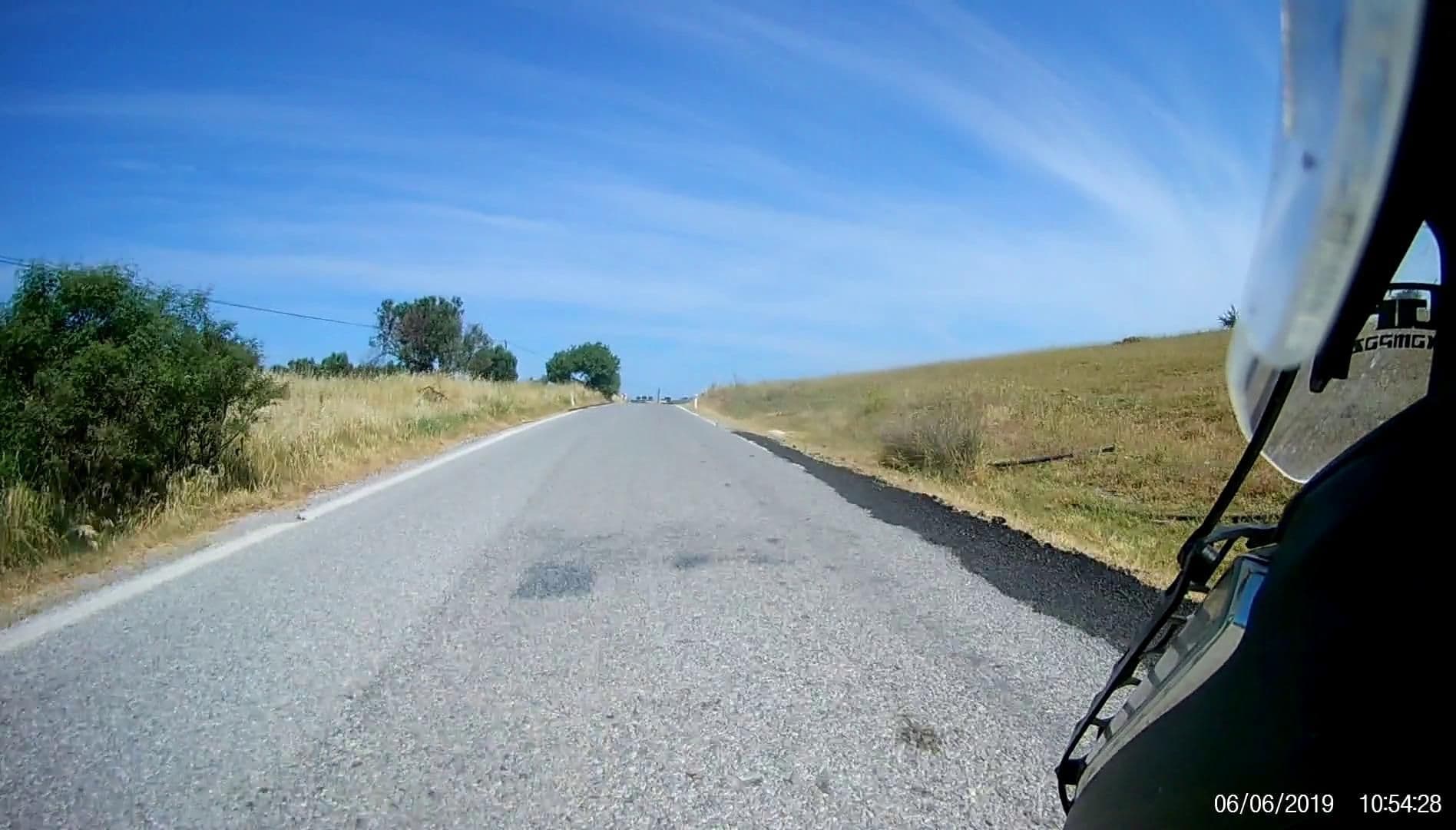 Street view near Aytoklar Otel, Behram — © unen (CC BY-SA · Mapillary)