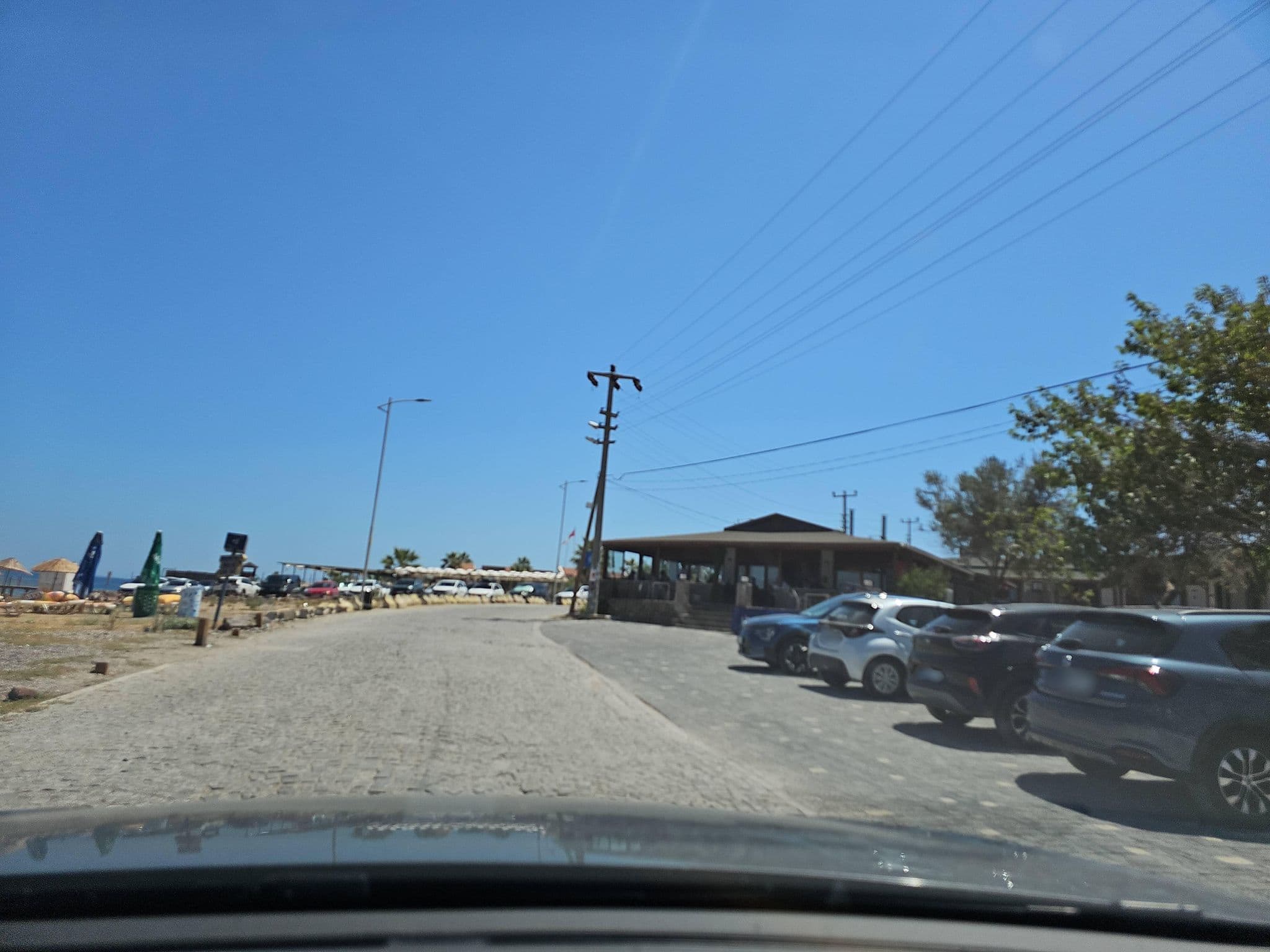 Street view near Assos Dolphin Pansiyon, Behram — © observer17 (CC BY-SA · Mapillary)