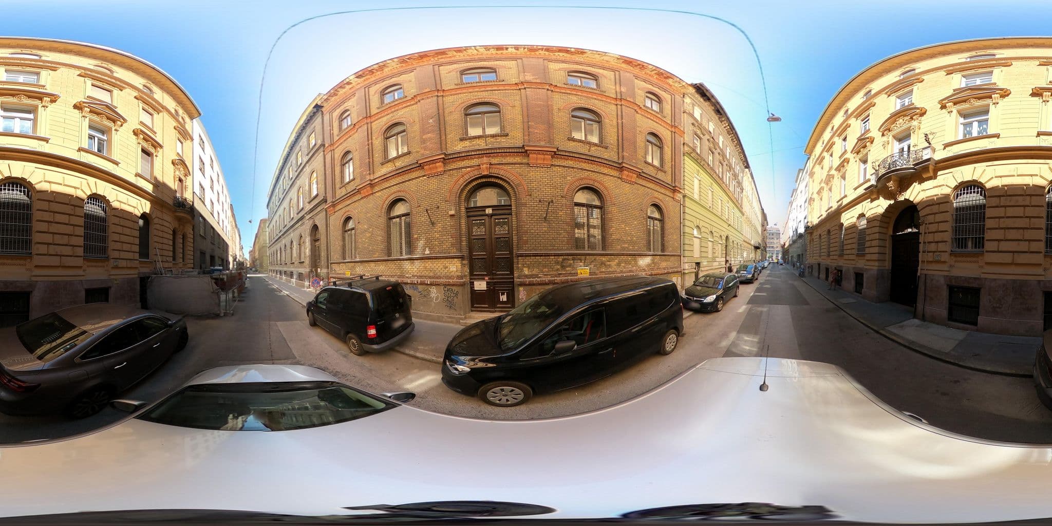 Street view near You Hotel, Palotanegyed — © vst (CC BY-SA · Mapillary)