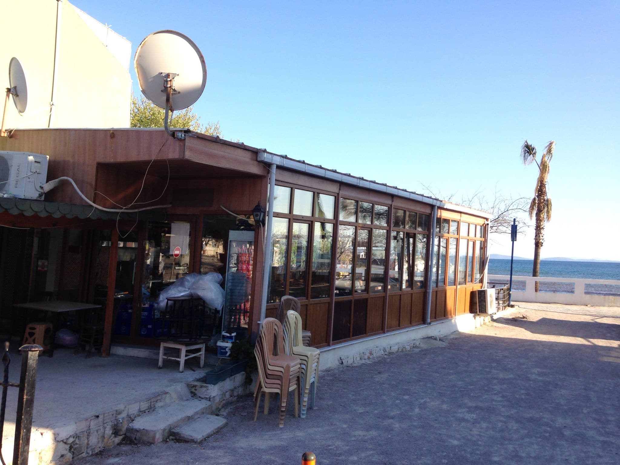 Street view near Sarissa Butik  Hotel, Altınoluk — © wiktorn (CC BY-SA · Mapillary)