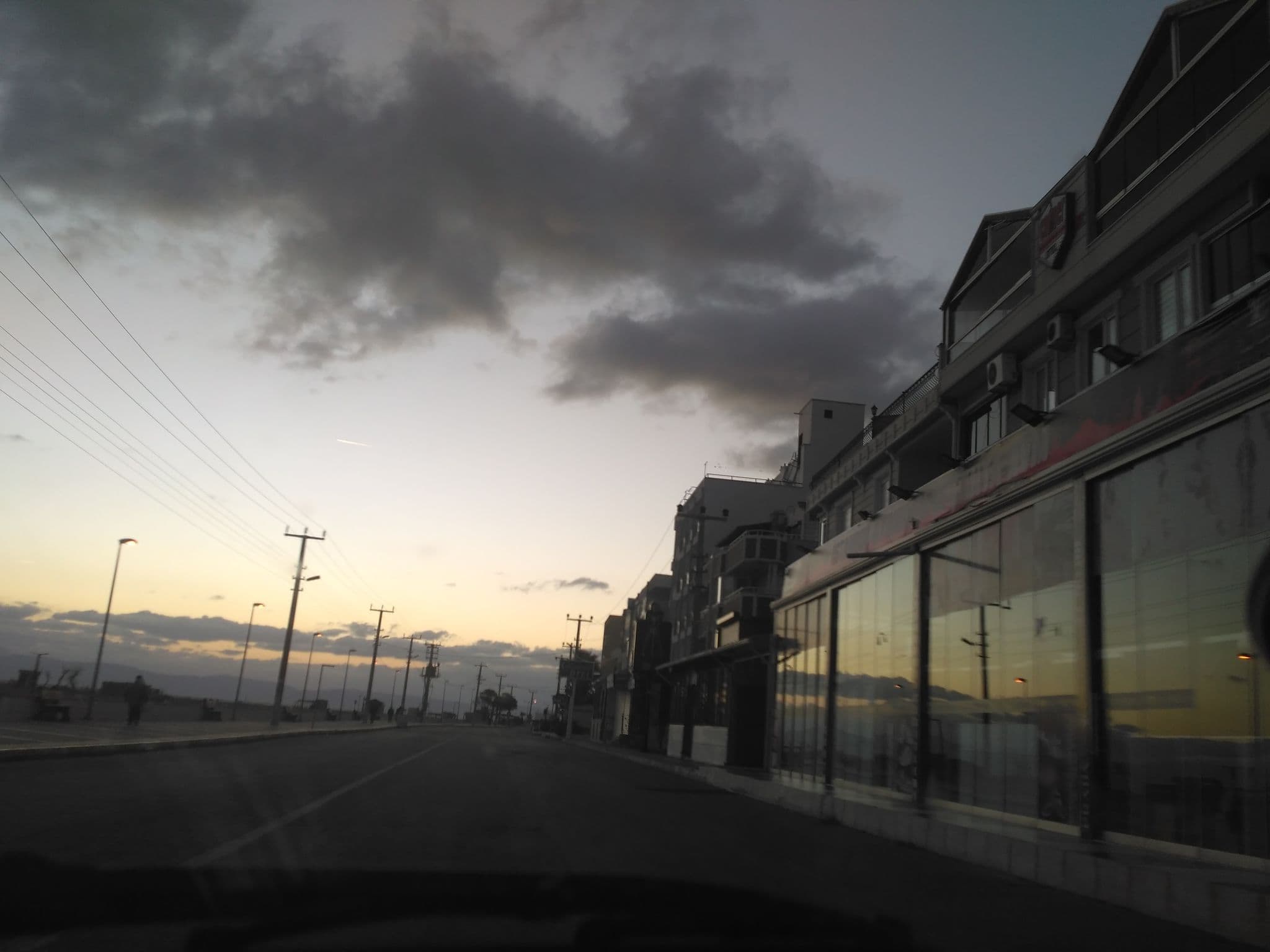 Street view near Sevo Hotel, Ayvalık — © uzungo (CC BY-SA · Mapillary)