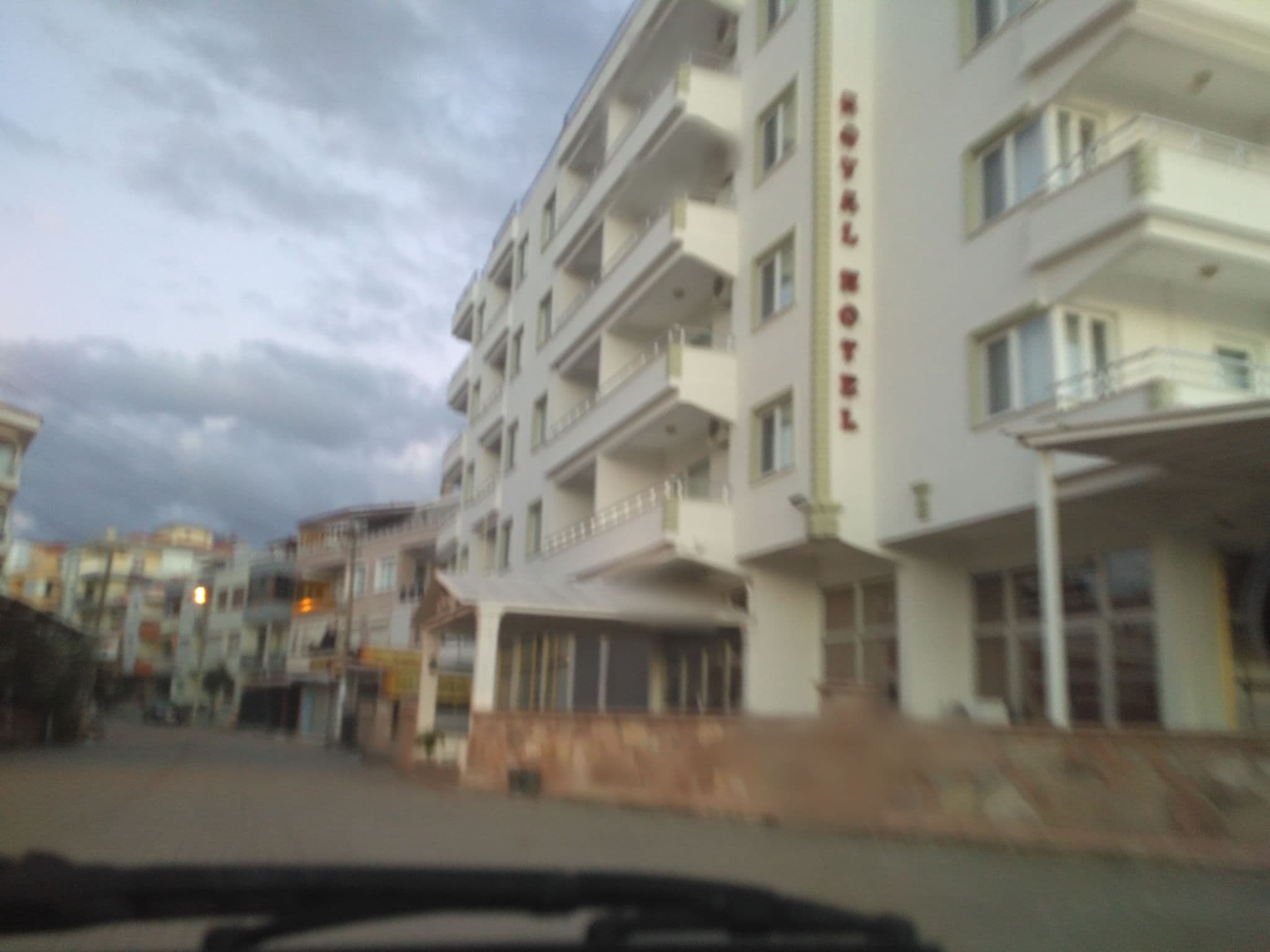 Street view near Royal Hotel, Ayvalık — © uzungo (CC BY-SA · Mapillary)