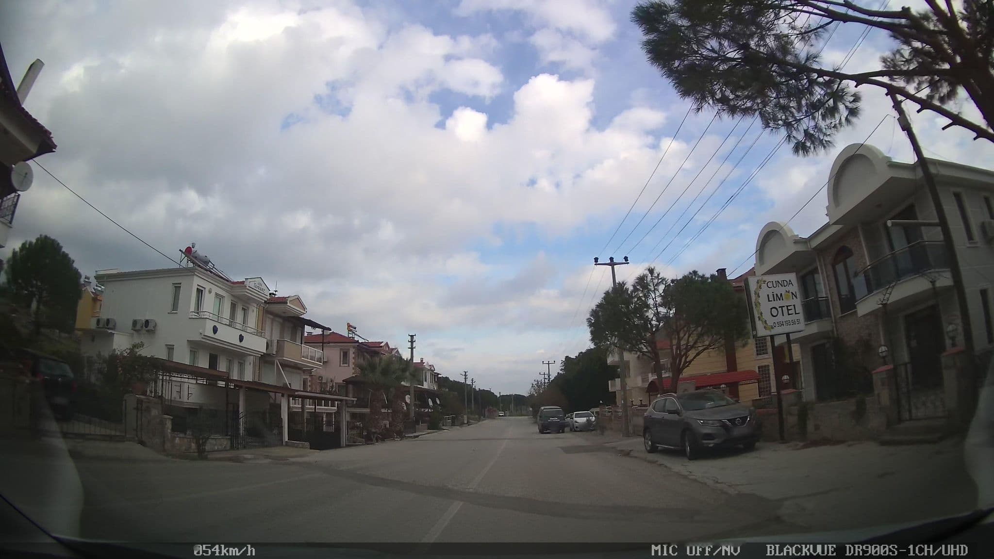 Street view near Cunda Paşa Otel, Ayvalık — © asturksever (CC BY-SA · Mapillary)