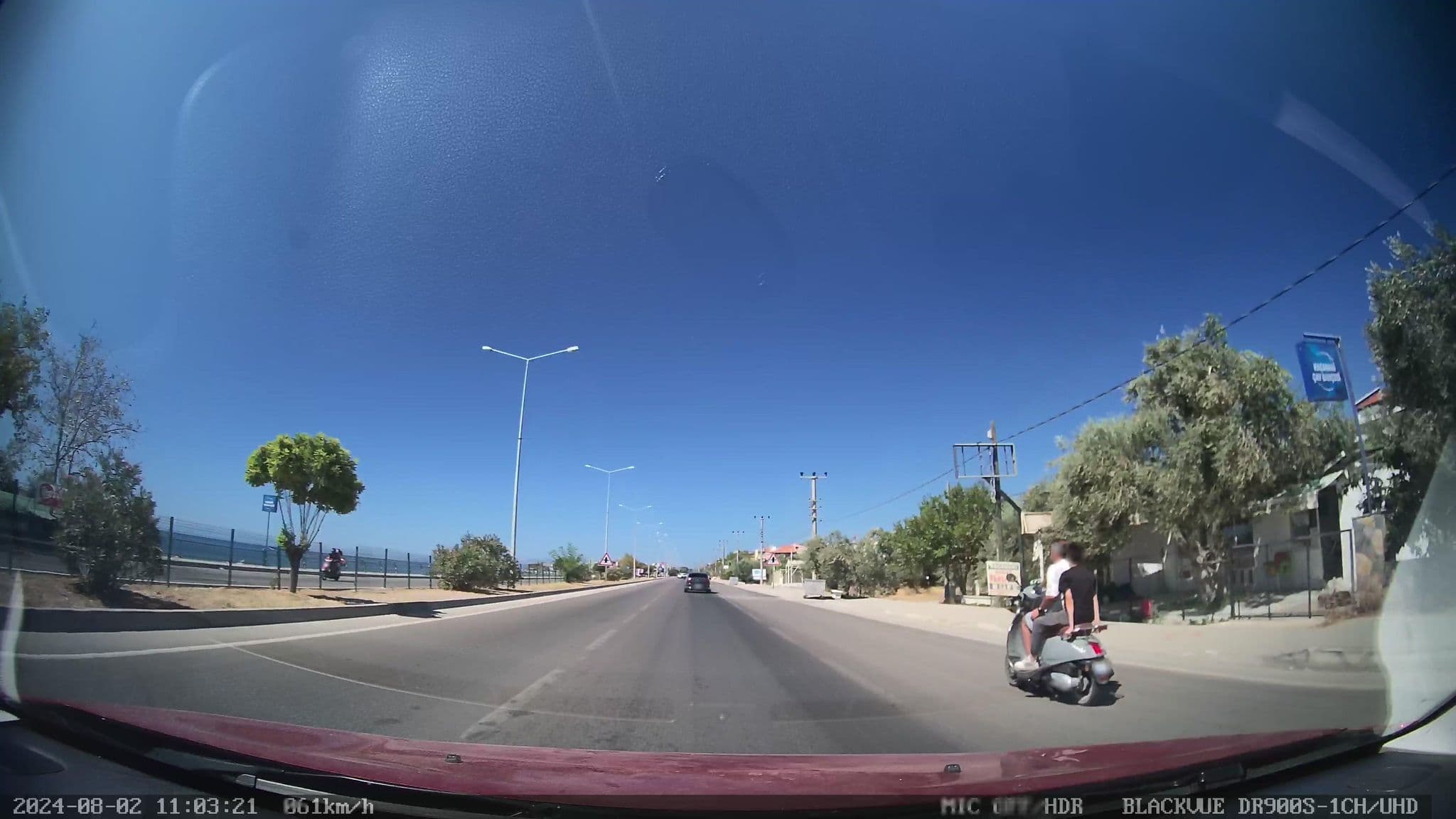 Street view near Zeytin Bahçesi Market & Cafe & Pansiyon, Altınoluk — © unen (CC BY-SA · Mapillary)