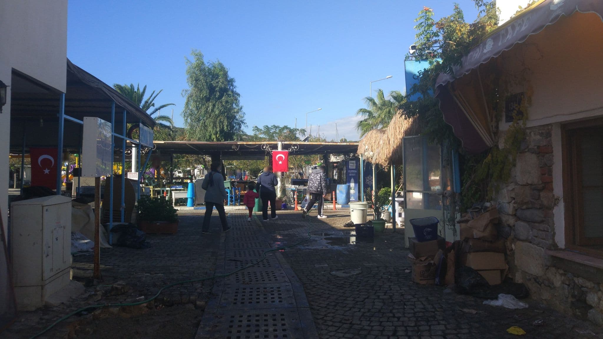 Street view near Burg Pansiyon, Seferihisar — © orkut (CC BY-SA · Mapillary)