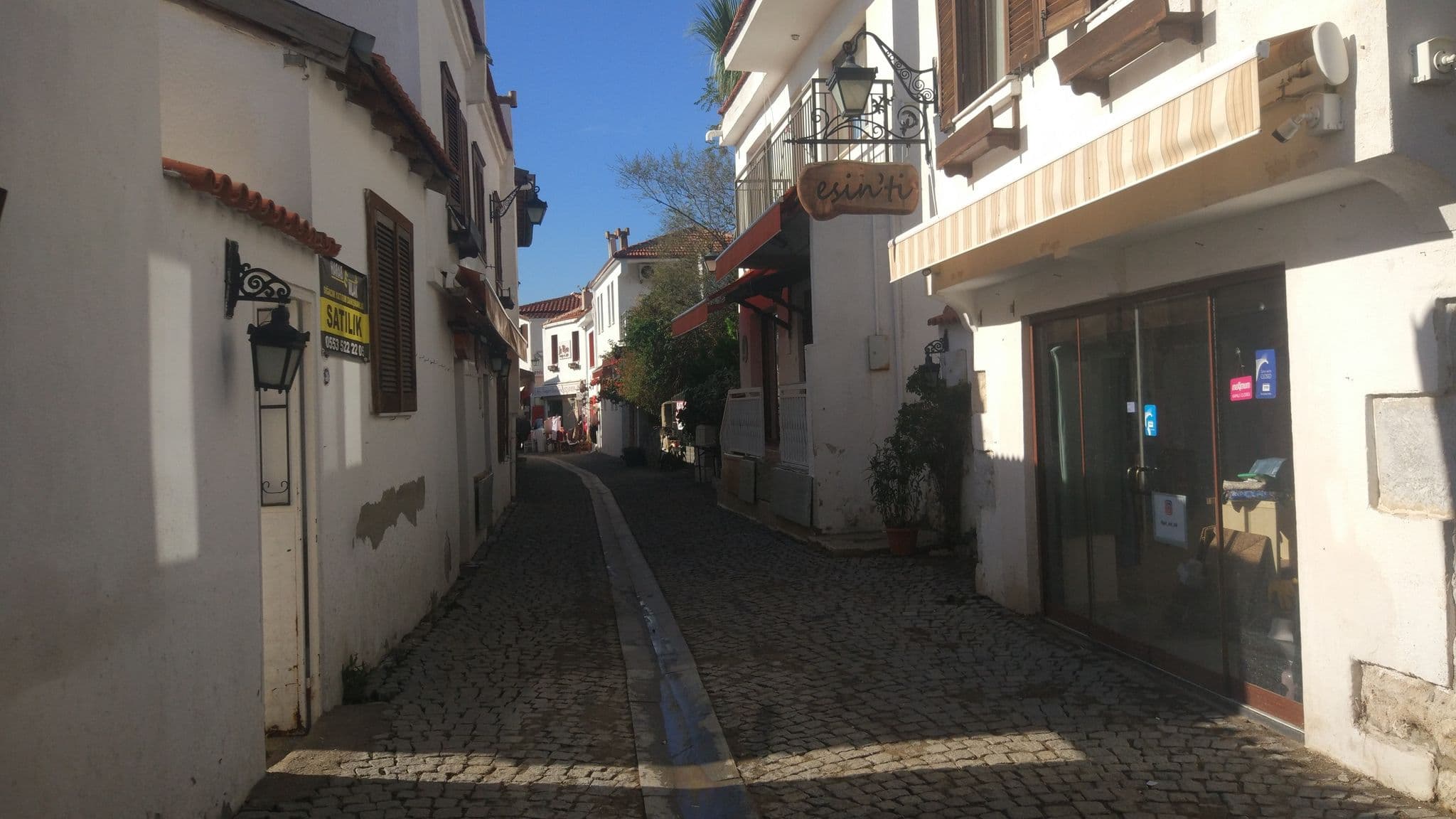 Street view near Lito Pansiyon & Café, Seferihisar — © orkut (CC BY-SA · Mapillary)