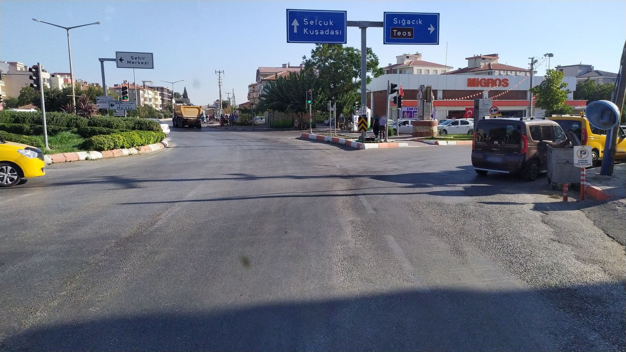 Street view near Club Resort Atlantis, Seferihisar — © ozenharun (CC BY-SA · Mapillary)