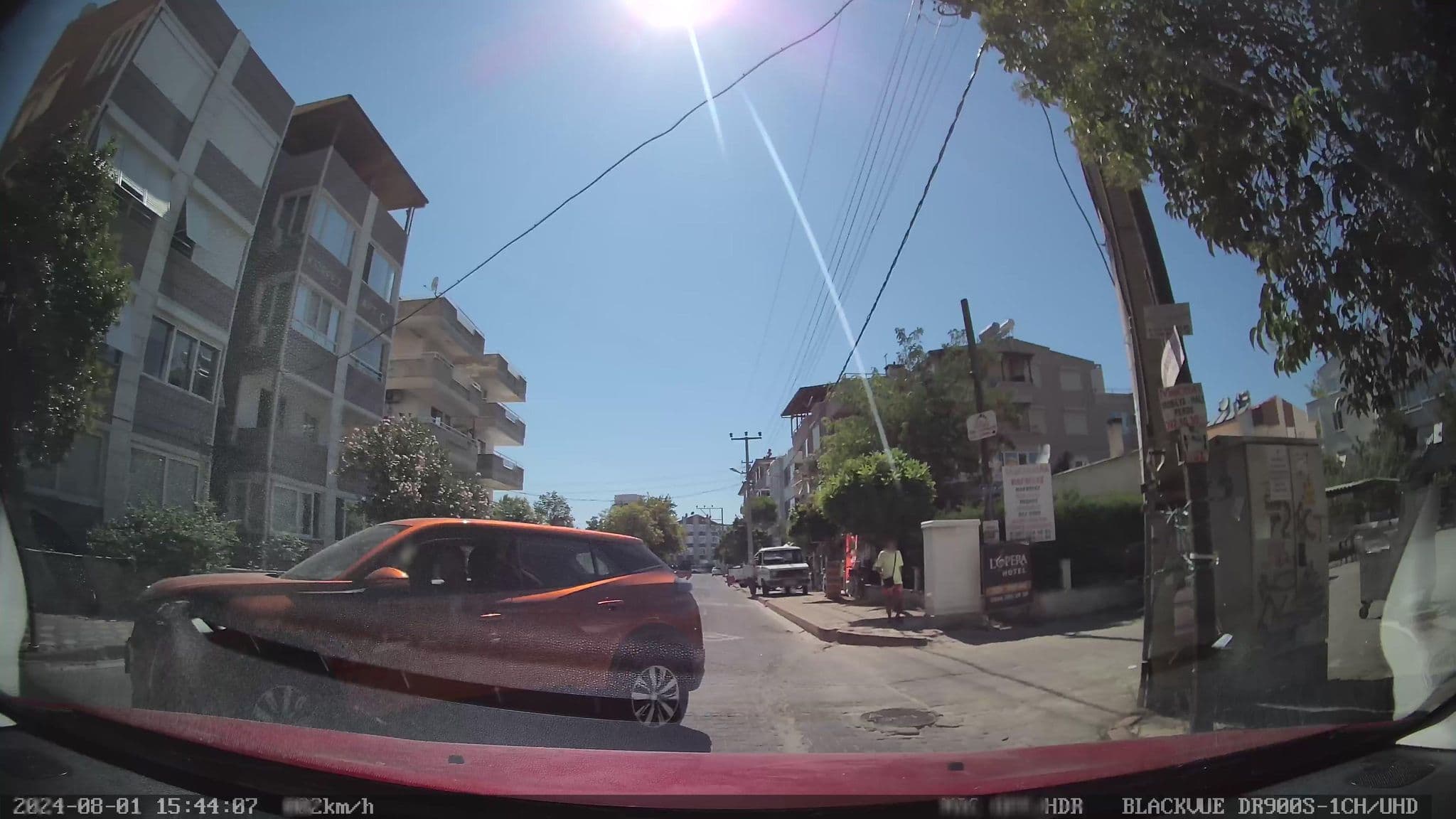 Street view near Akçay Çitköylü Otel, Edremit — © unen (CC BY-SA · Mapillary)