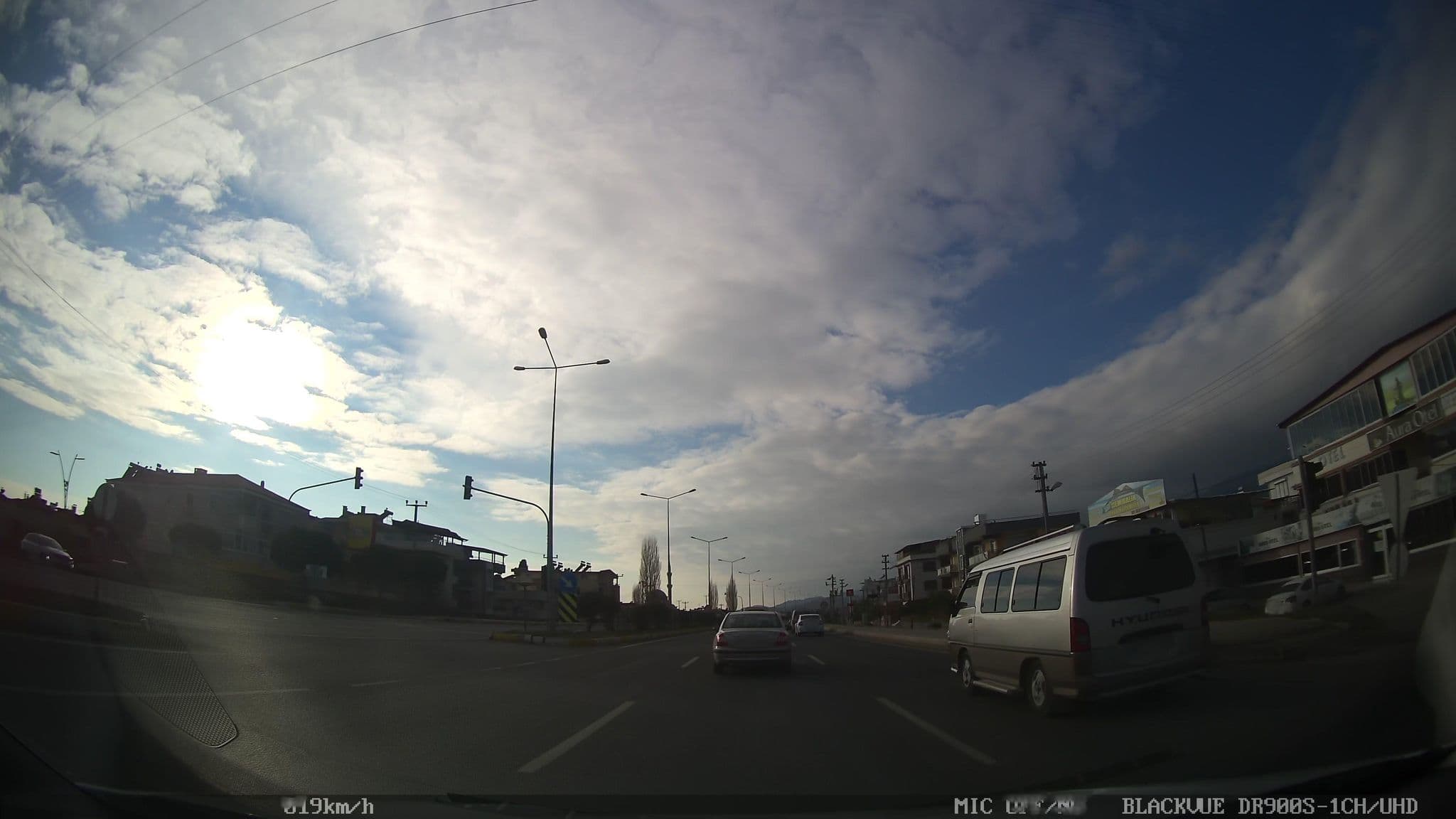 Street view near Kartal Pansiyon, Edremit — © asturksever (CC BY-SA · Mapillary)