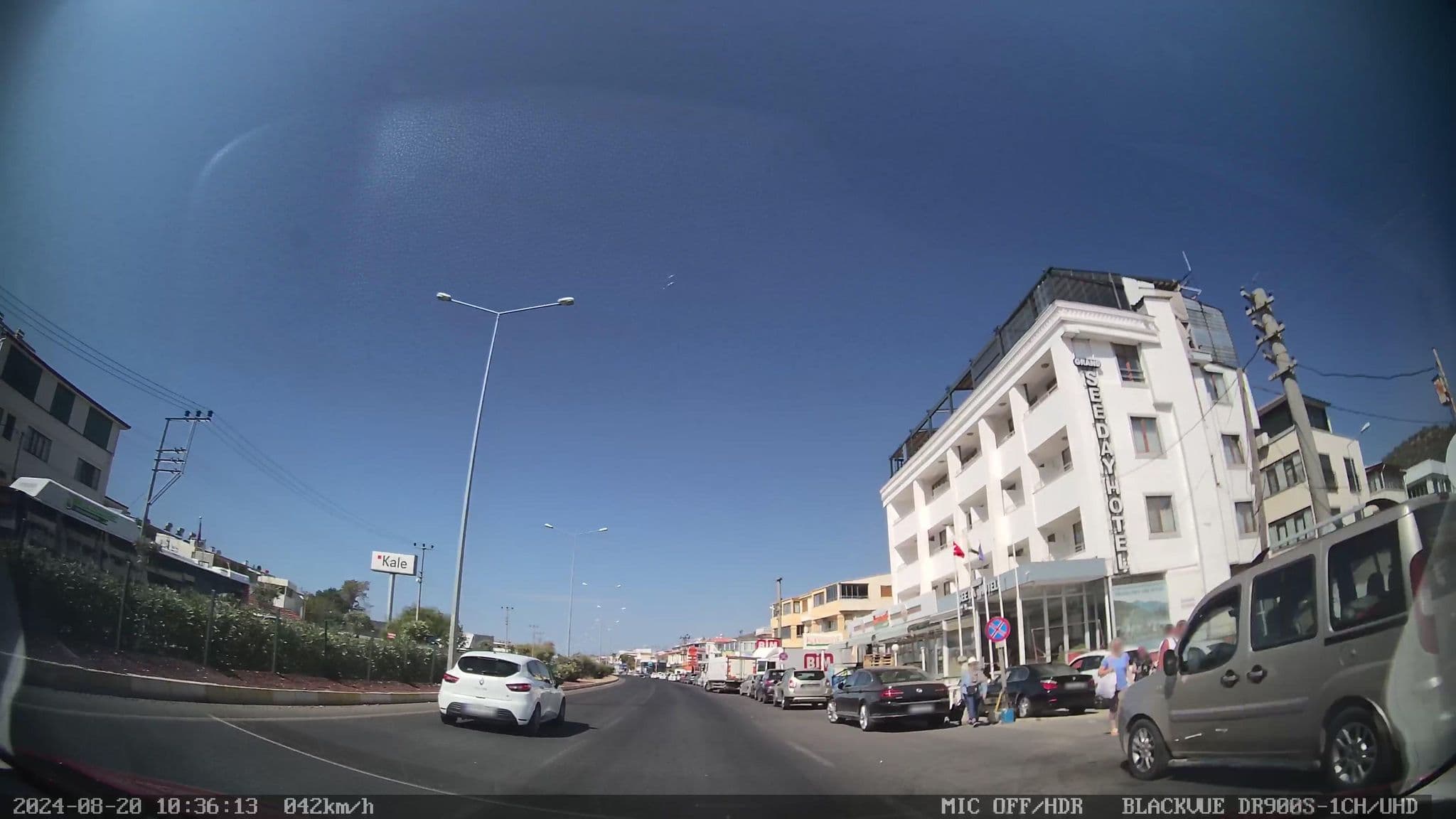 Street view near Grand See Day Hotel, Altınoluk — © unen (CC BY-SA · Mapillary)