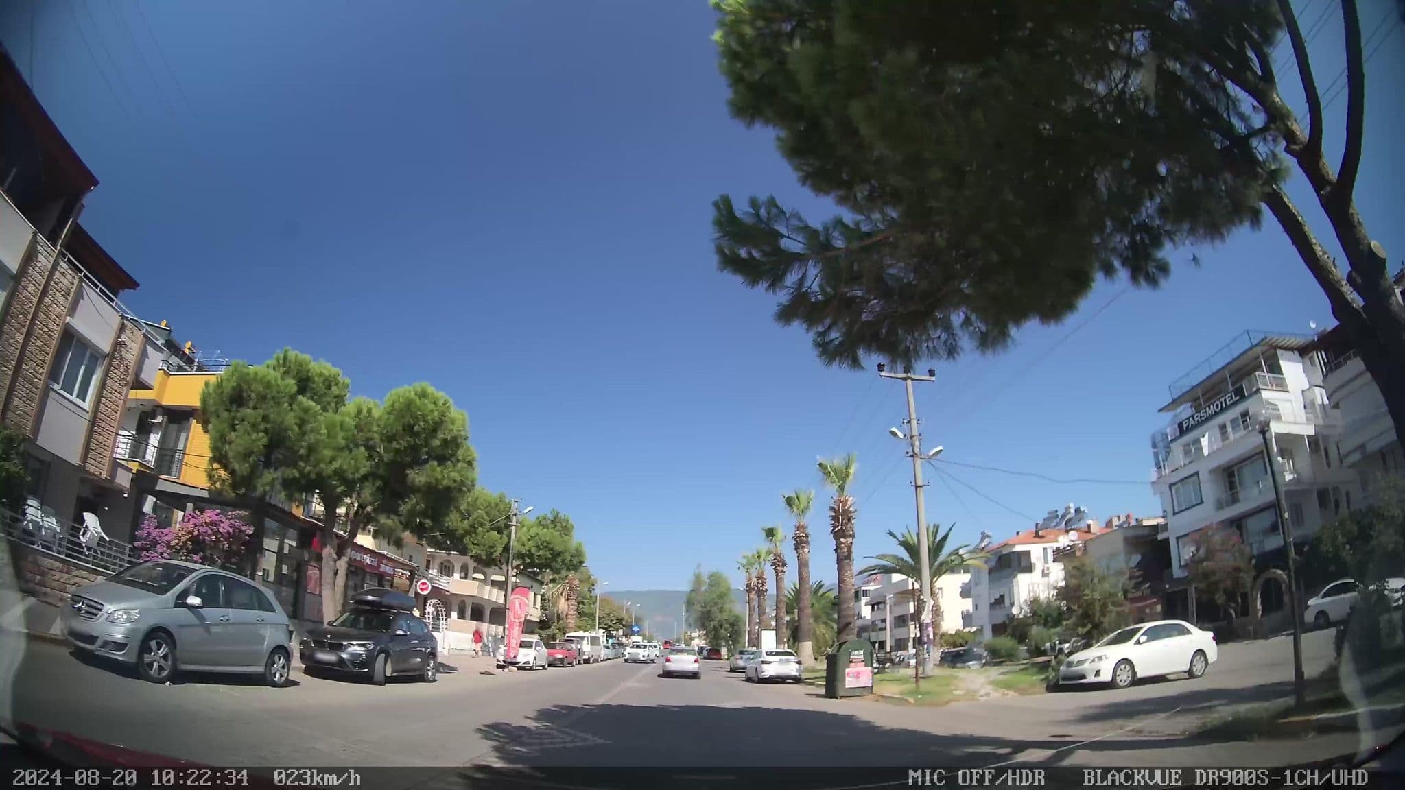 Street view near Pars Motel (201), Edremit — © unen (CC BY-SA · Mapillary)