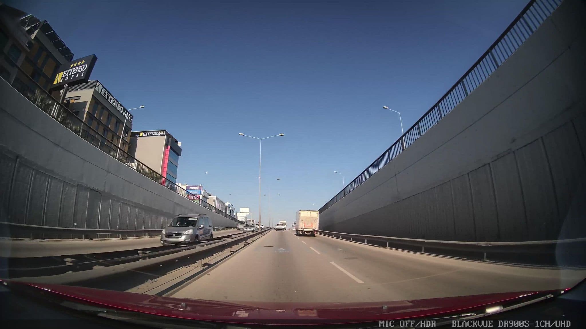 Street view near İzmir-Engin Otel, Karabağlar — © unen (CC BY-SA · Mapillary)
