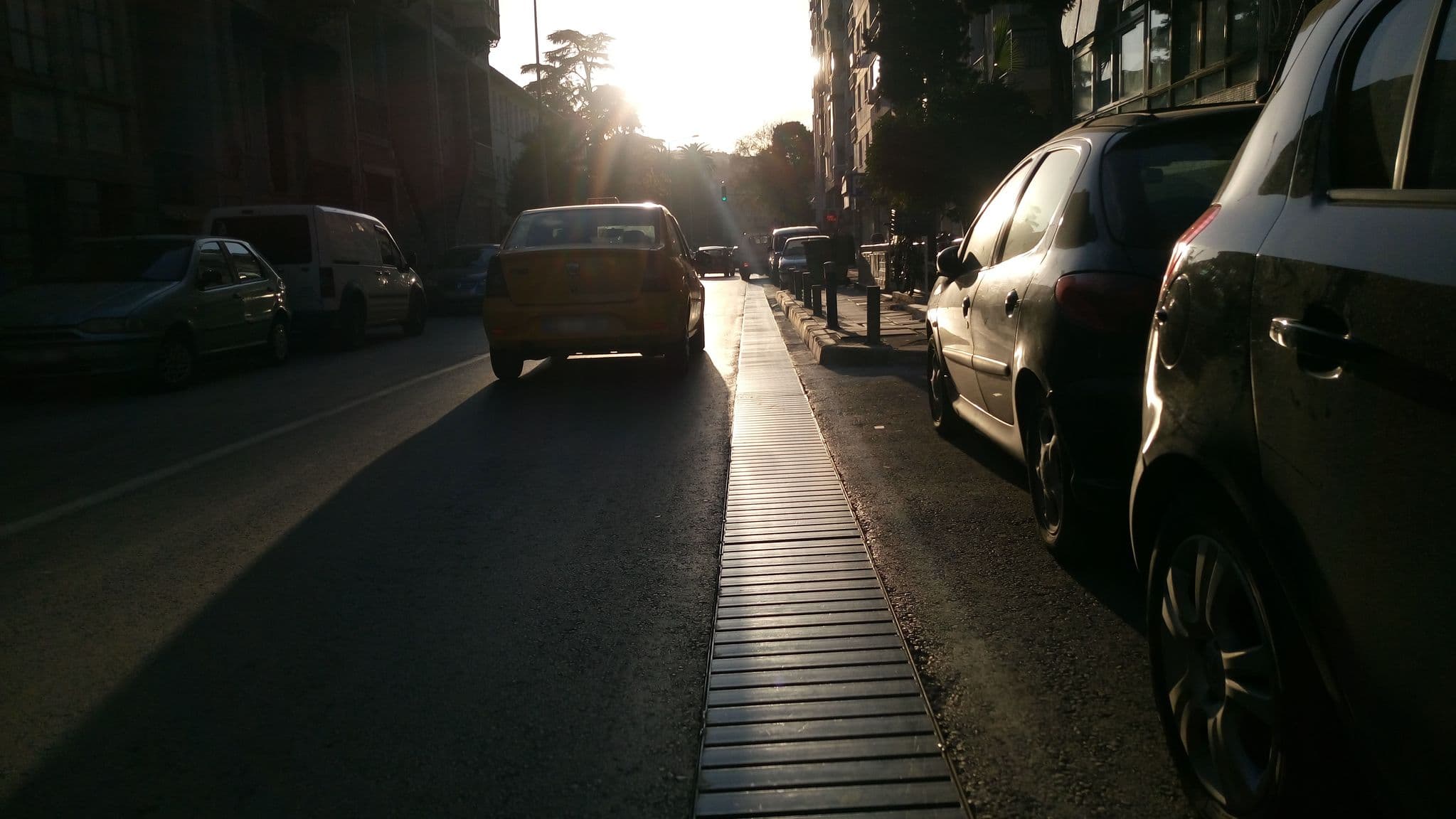 Street view near Hemdem Konak Kucukyali, Konak — © gogi (CC BY-SA · Mapillary)