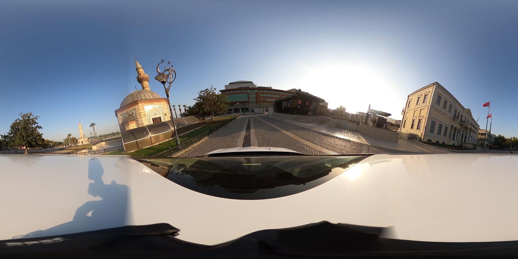 Street view near измир, İzmir — © argeyenilik (CC BY-SA · Mapillary)