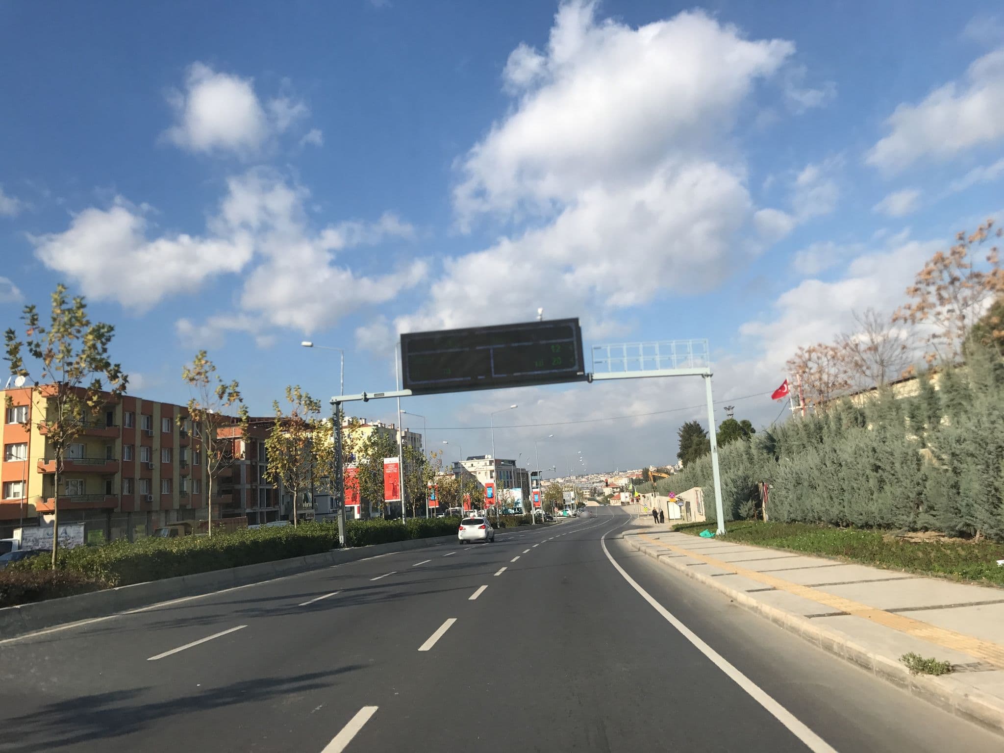 Street view near İzabel Rezidans Otel, Karabağlar — © asturksever (CC BY-SA · Mapillary)