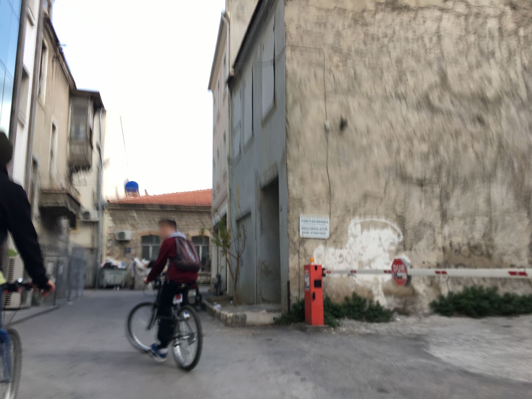 Street view near Izmir Apart Hotel, İzmir — © rustyb (CC BY-SA · Mapillary)