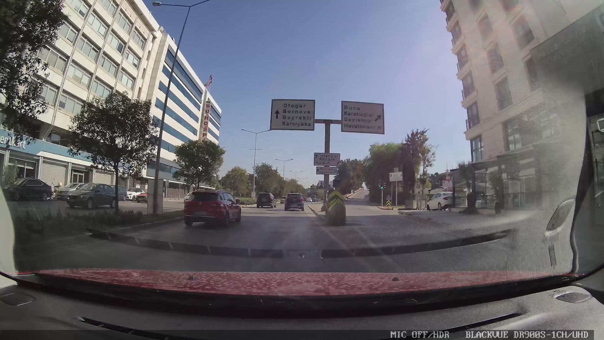 Street view near NK OTEL İZMİR (Nuri Küçük), İzmir — © unen (CC BY-SA · Mapillary)