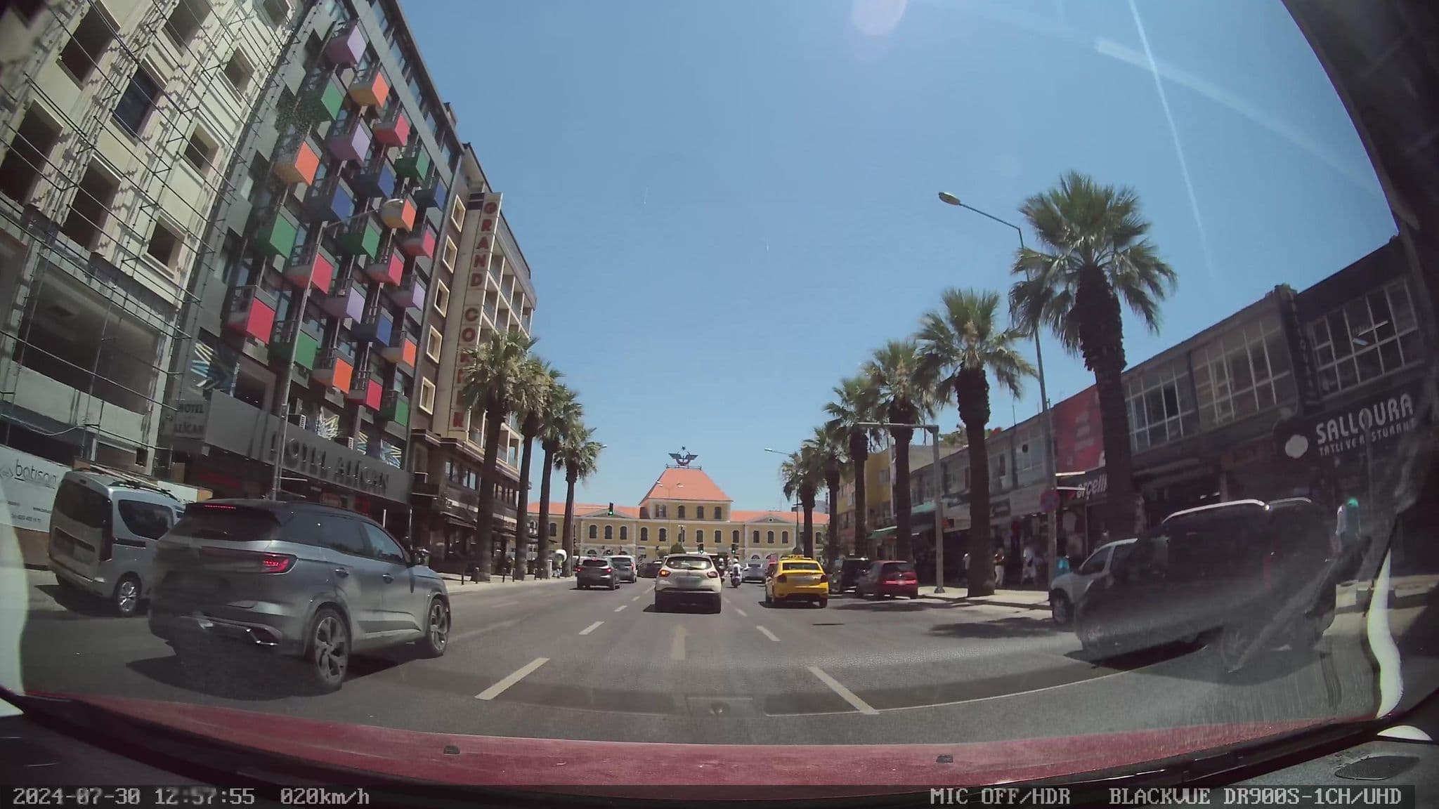 Street view near Etap Altınel Hisar, İzmir — © unen (CC BY-SA · Mapillary)