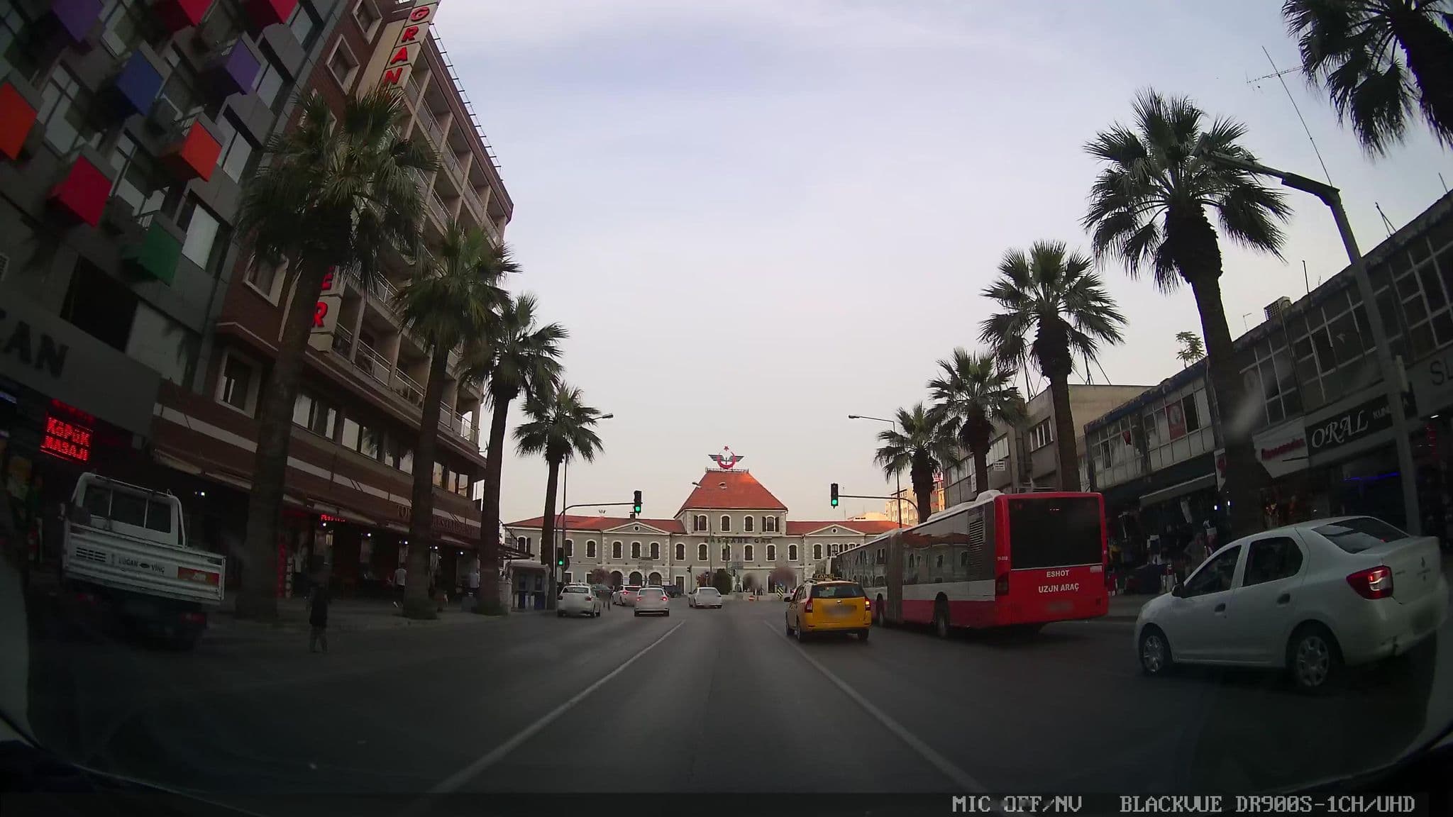 Street view near Grand Corner Otel, İzmir — © asturksever (CC BY-SA · Mapillary)