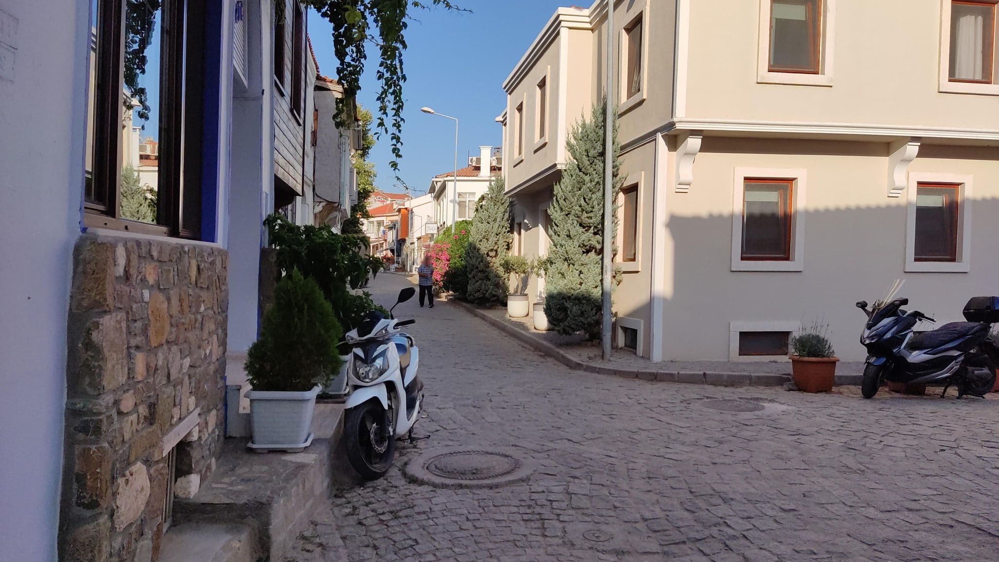Street view near Aika Hotel, Bozcaada — © orkut (CC BY-SA · Mapillary)
