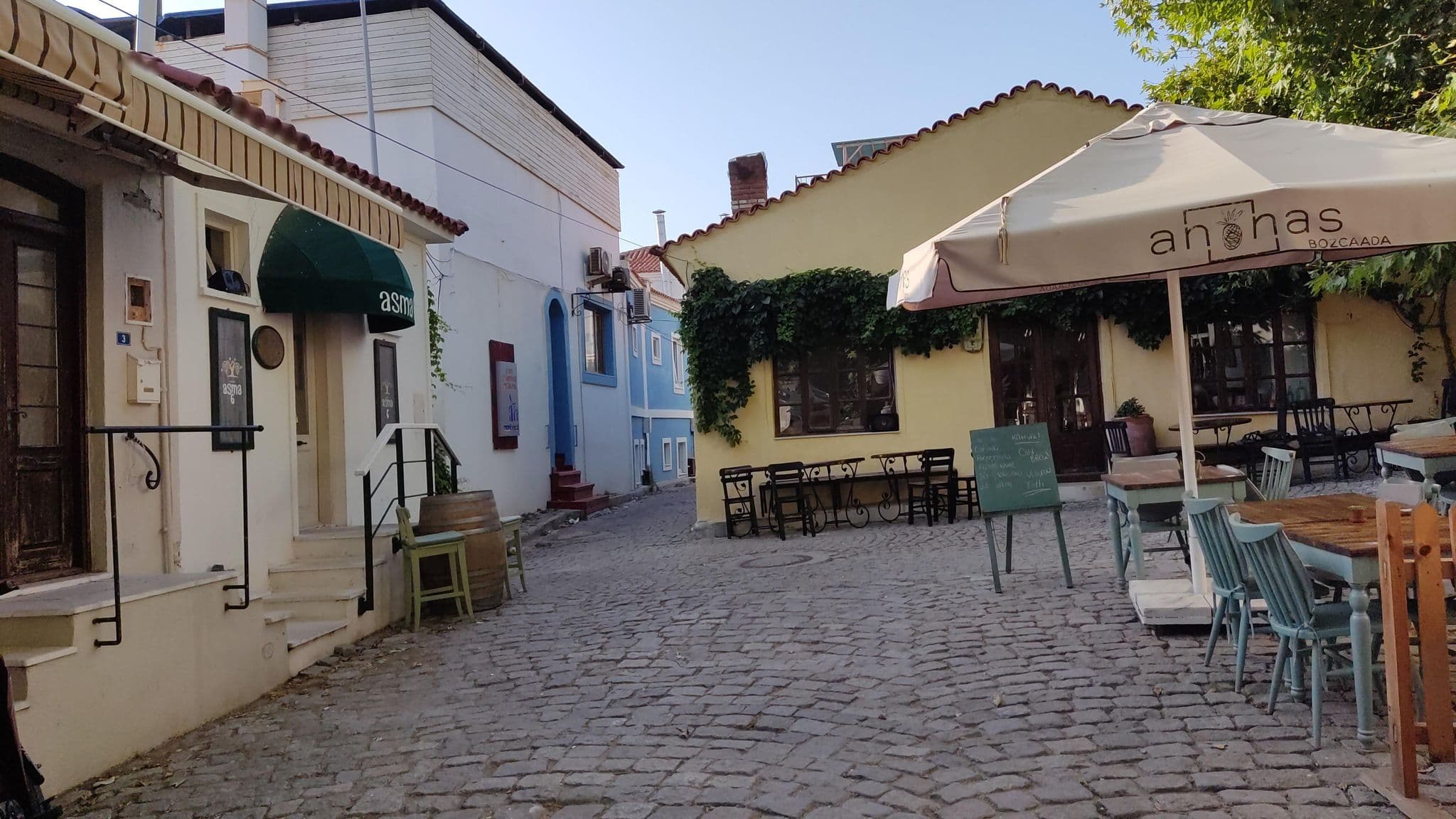 Street view near Öykü Otel, Bozcaada — © orkut (CC BY-SA · Mapillary)