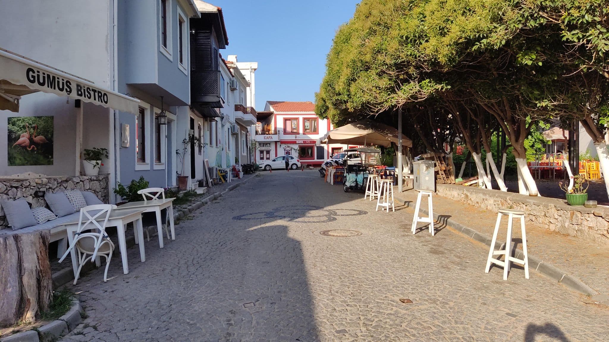 Street view near Lavinya Otel, Bozcaada — © orkut (CC BY-SA · Mapillary)