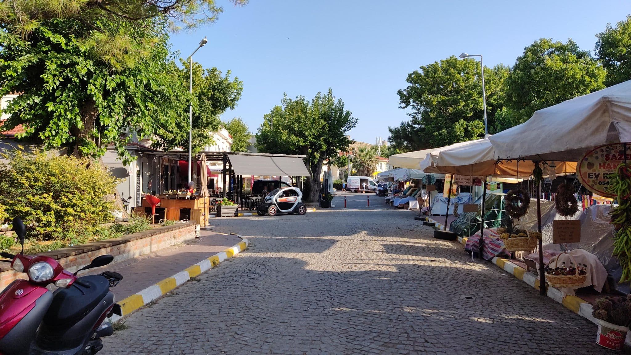 Street view near Ege Otel, Bozcaada — © orkut (CC BY-SA · Mapillary)