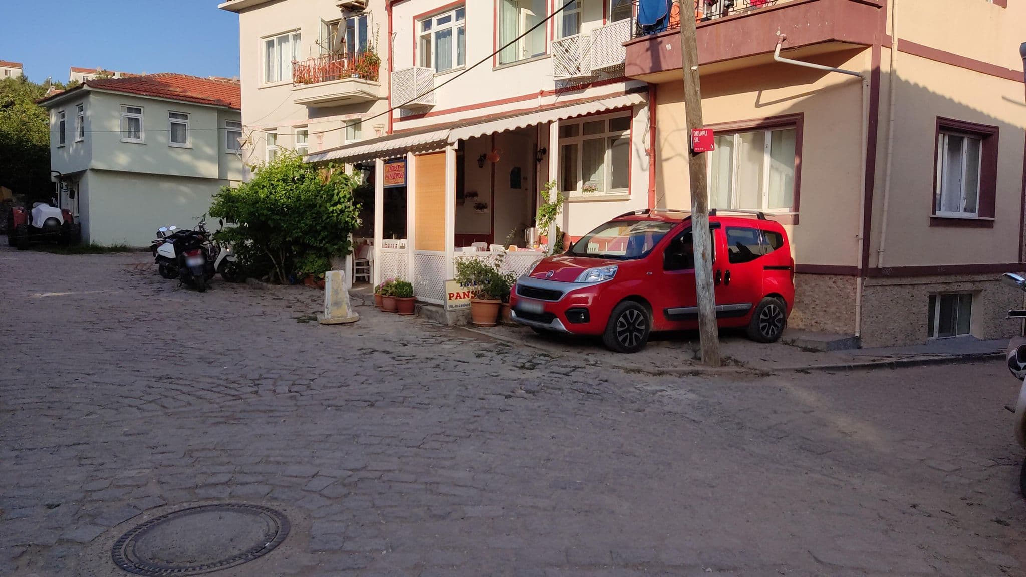 Street view near Ada Evi*, Bozcaada — © orkut (CC BY-SA · Mapillary)