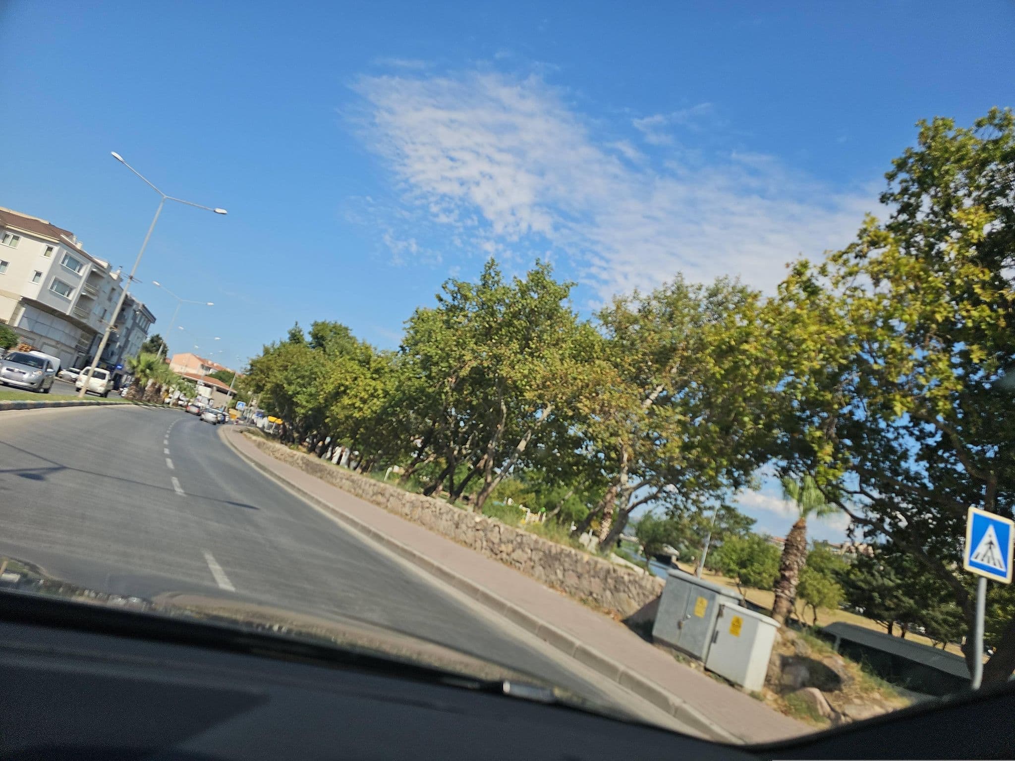 Street view near Marmara Otel, Çanakkale — © observer17 (CC BY-SA · Mapillary)
