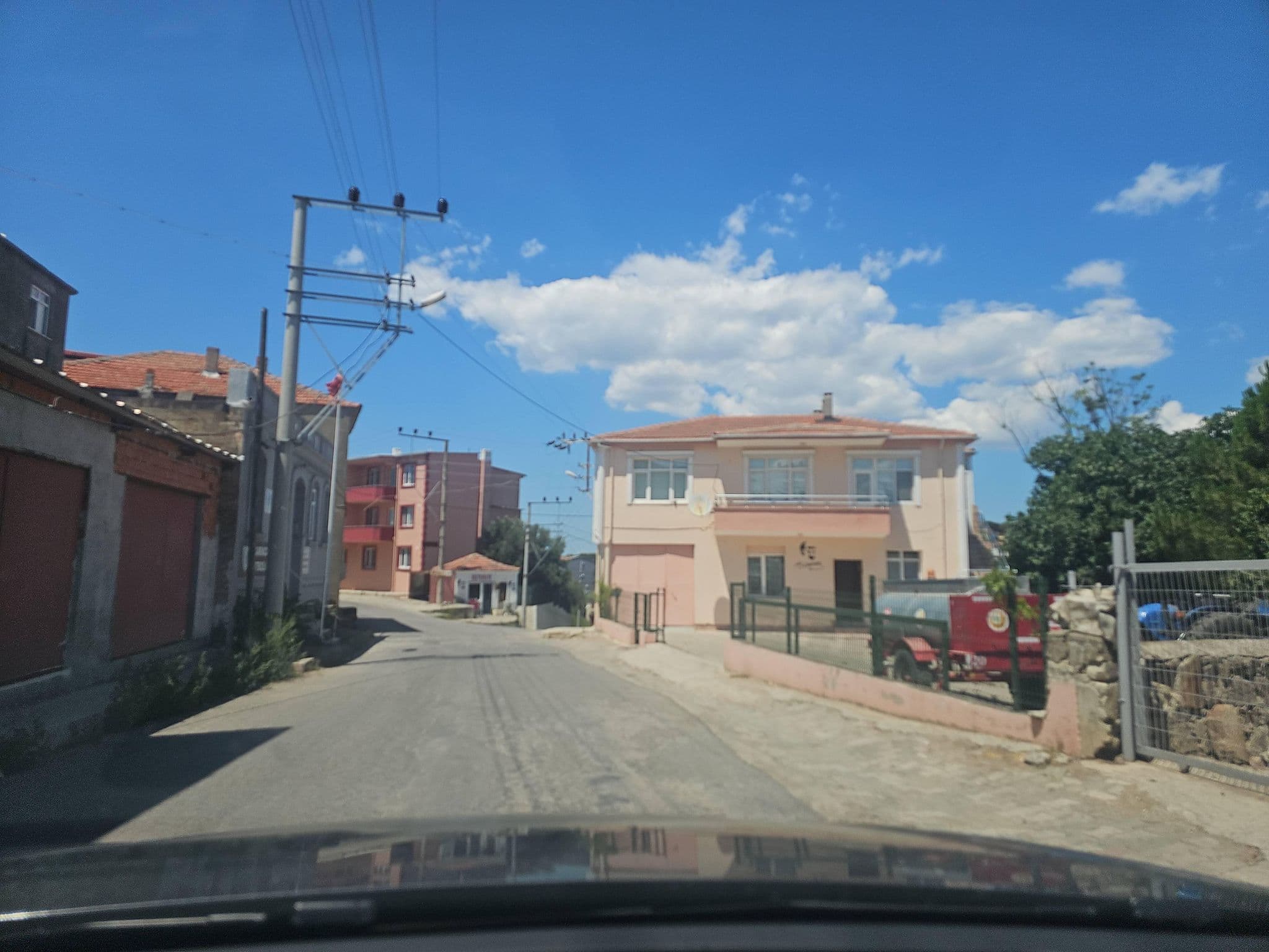 Street view near Ks Home, Çanakkale — © observer17 (CC BY-SA · Mapillary)