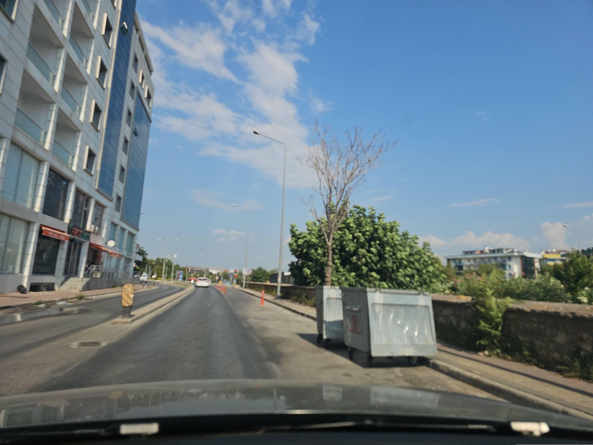 Street view near Parion Hotel Spa & Wellness Center, Çanakkale — © observer17 (CC BY-SA · Mapillary)