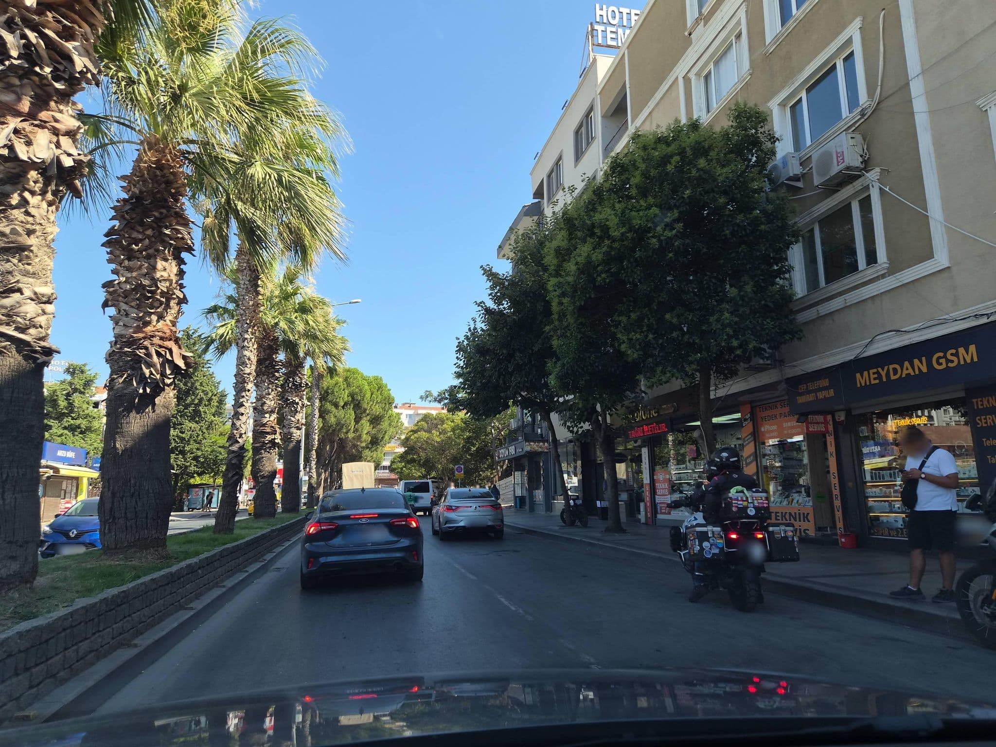 Street view near Grand Ece Hotel Çanakkale, Çanakkale — © observer17 (CC BY-SA · Mapillary)