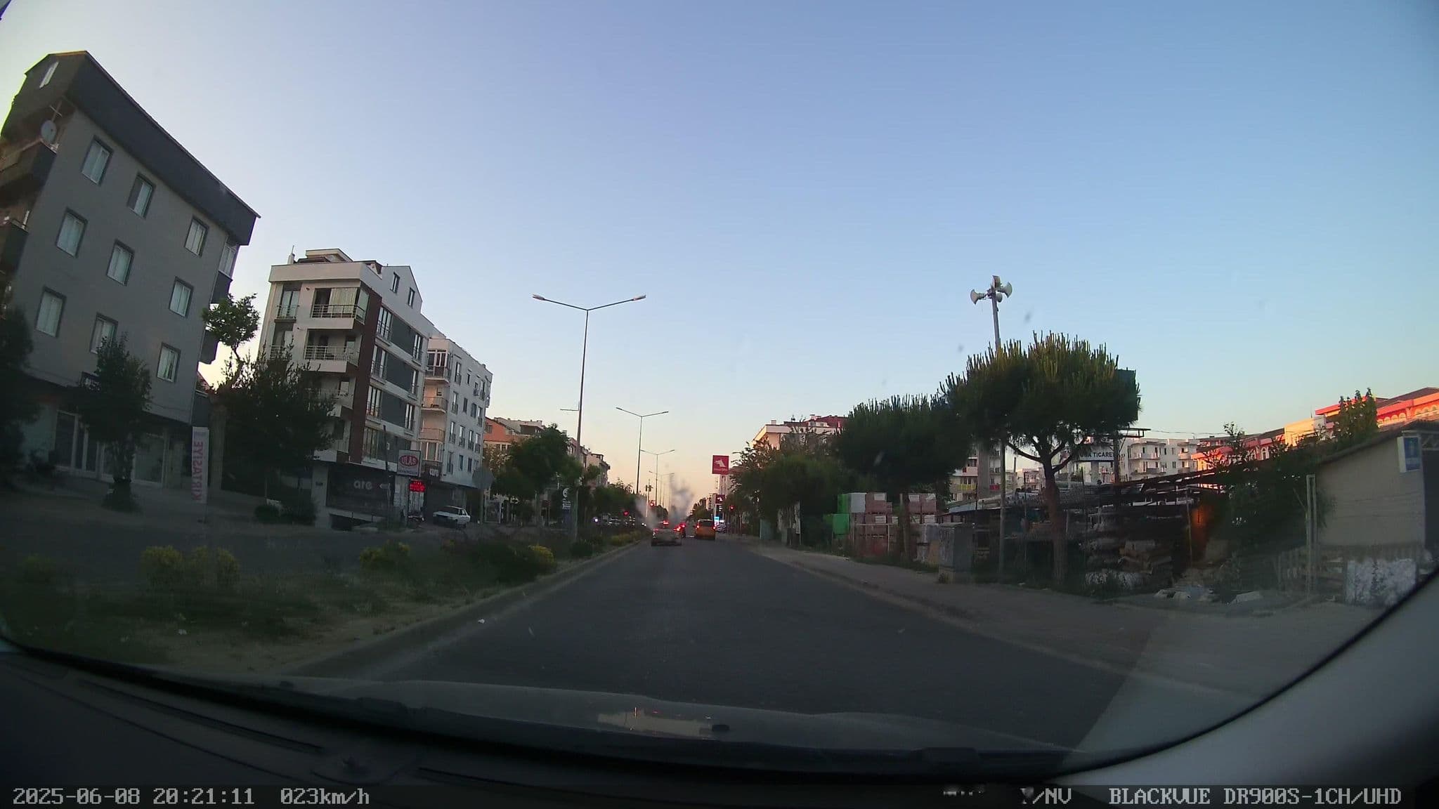 Street view near Teras Cafe's, Çanakkale — © Zafer (CC BY-SA · Mapillary)