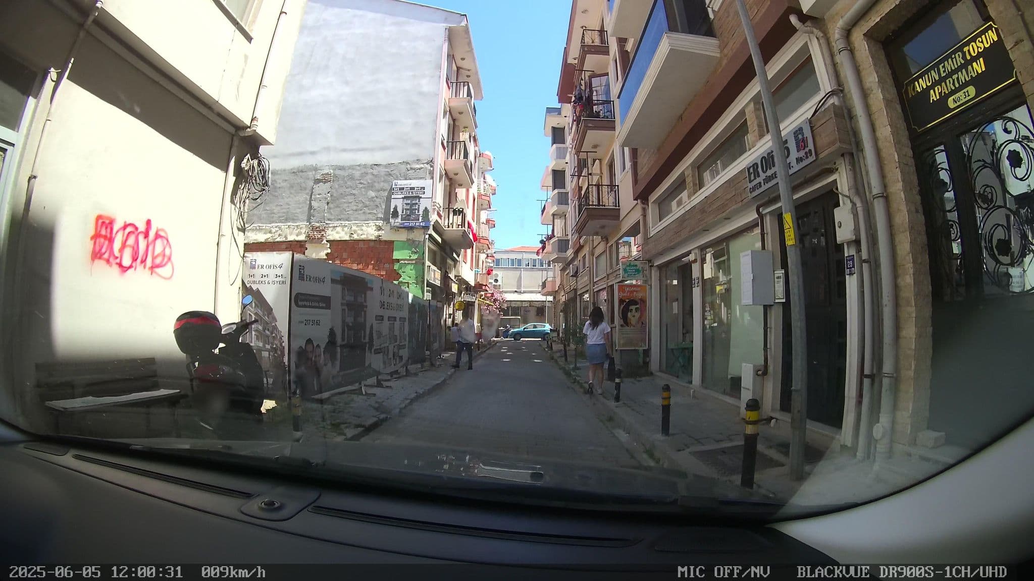 Street view near Armida Otel, Çanakkale — © Zafer (CC BY-SA · Mapillary)