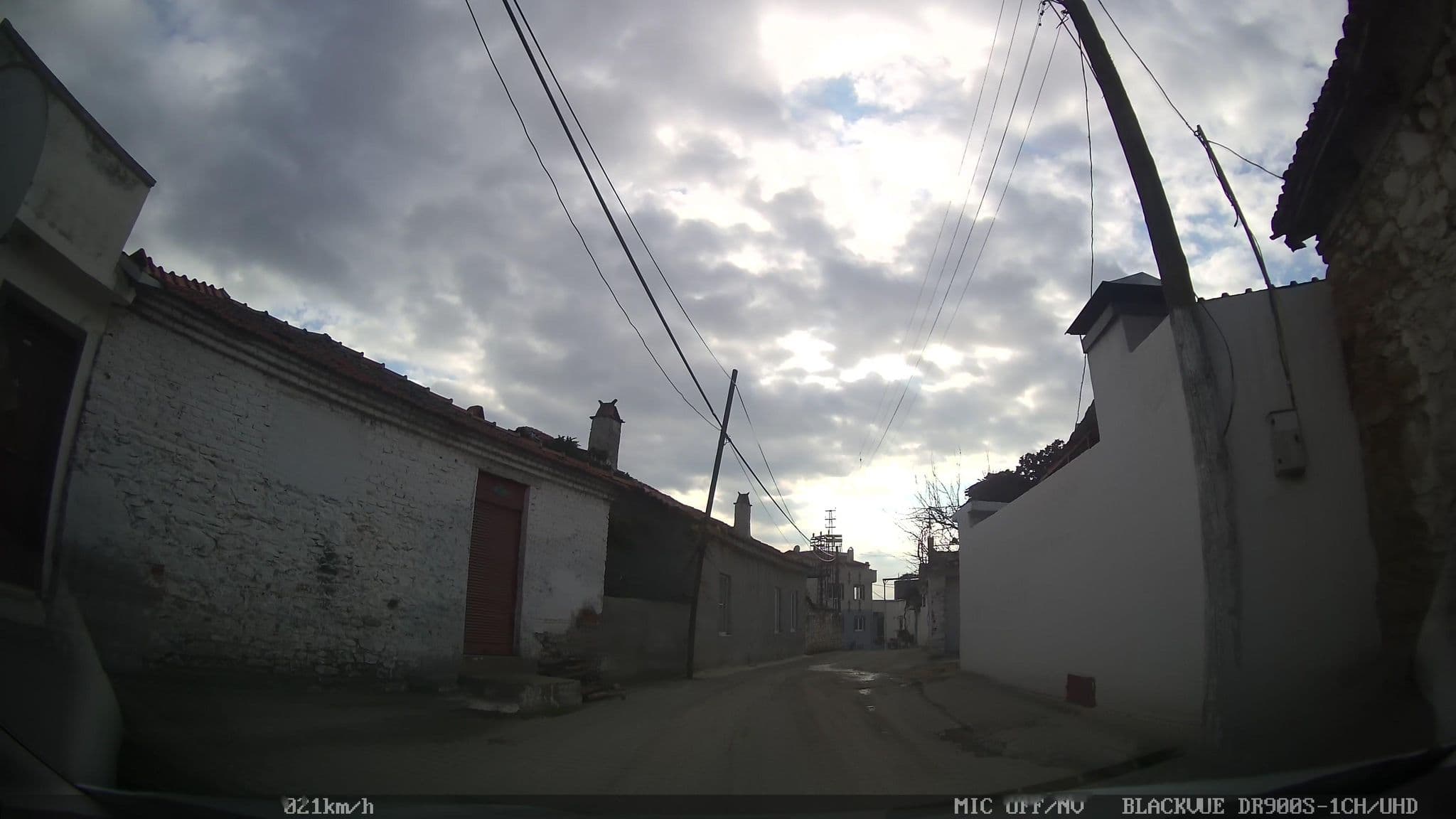 Street view near Misanlı Butik Otel, Edremit — © asturksever (CC BY-SA · Mapillary)