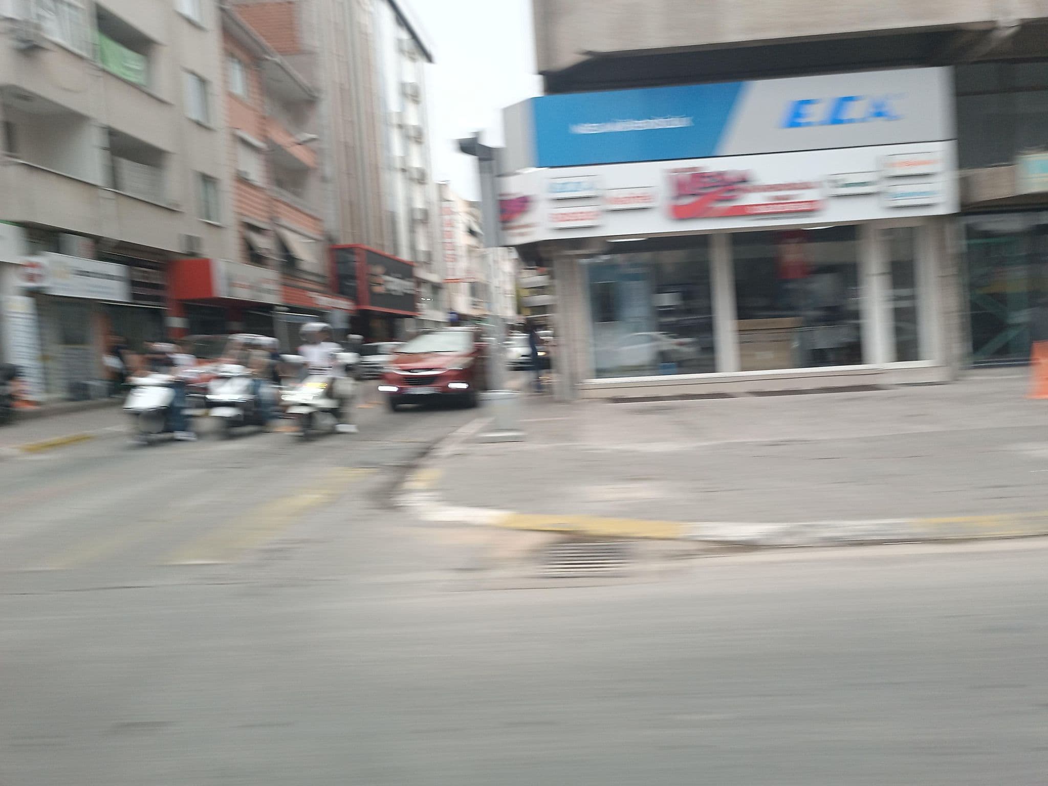 Street view near Balıkesirkaresigrup, Balıkesir — © ktahyam-Mapping (CC BY-SA · Mapillary)