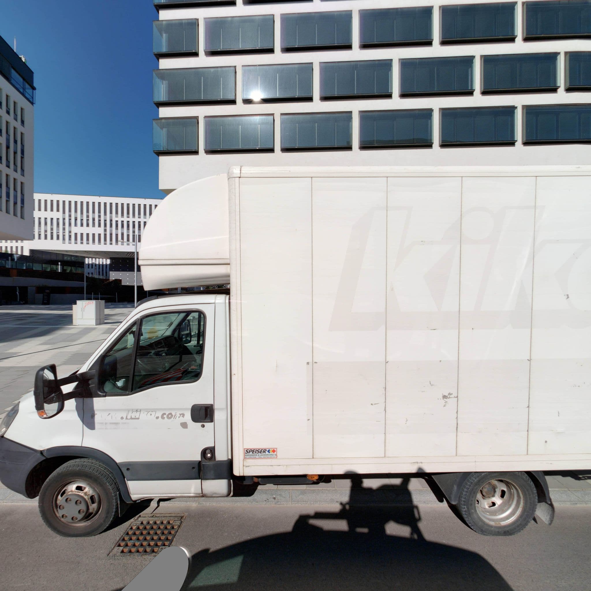 Street view near roomz Prater, Innere Stadt — © eliasgander (CC BY-SA · Mapillary)
