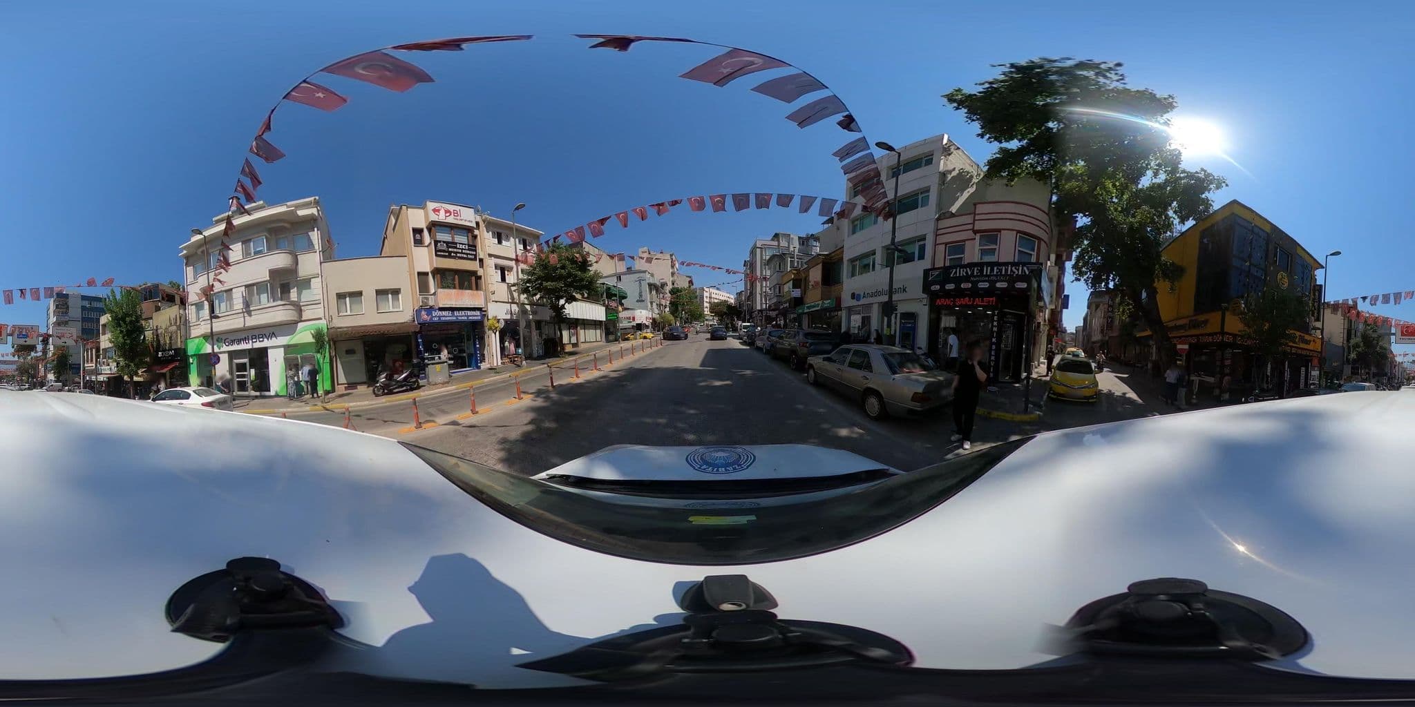 Street view near Hayat Hayaline Hiç Mi KavuşturmaZ?, Bandırma — © orkut (CC BY-SA · Mapillary)