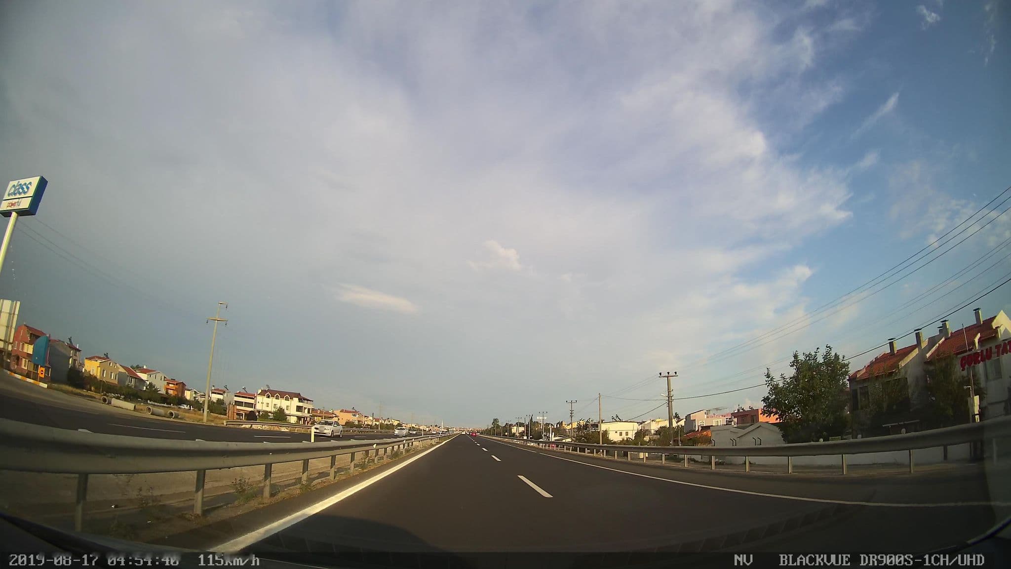 Street view near Örnek tatil sitesi, Marmara Ereğlisi — © yercizenler (CC BY-SA · Mapillary)