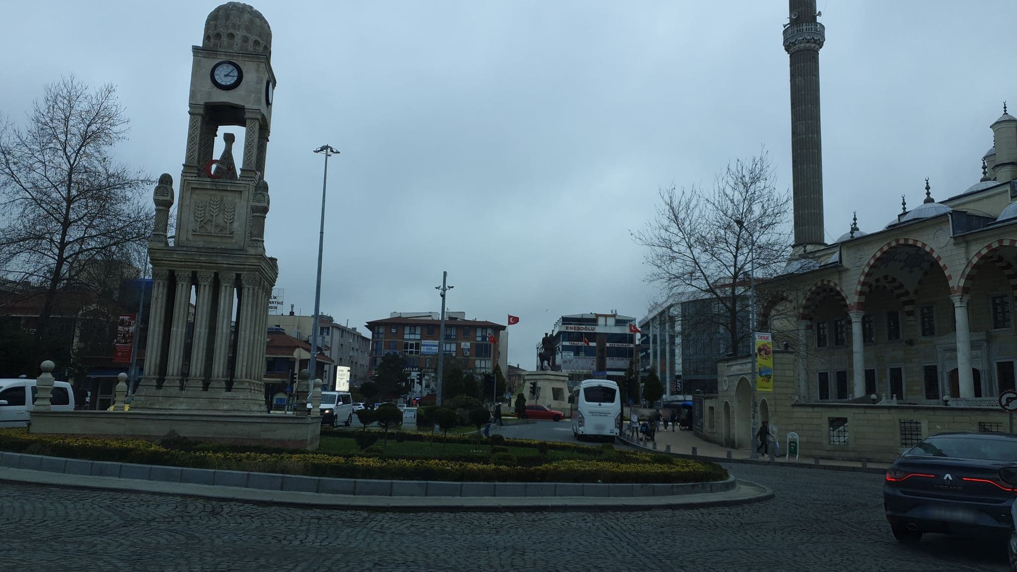 Street view near Dağlı Suit Hotel, Çerkezköy — © mcamlica (CC BY-SA · Mapillary)